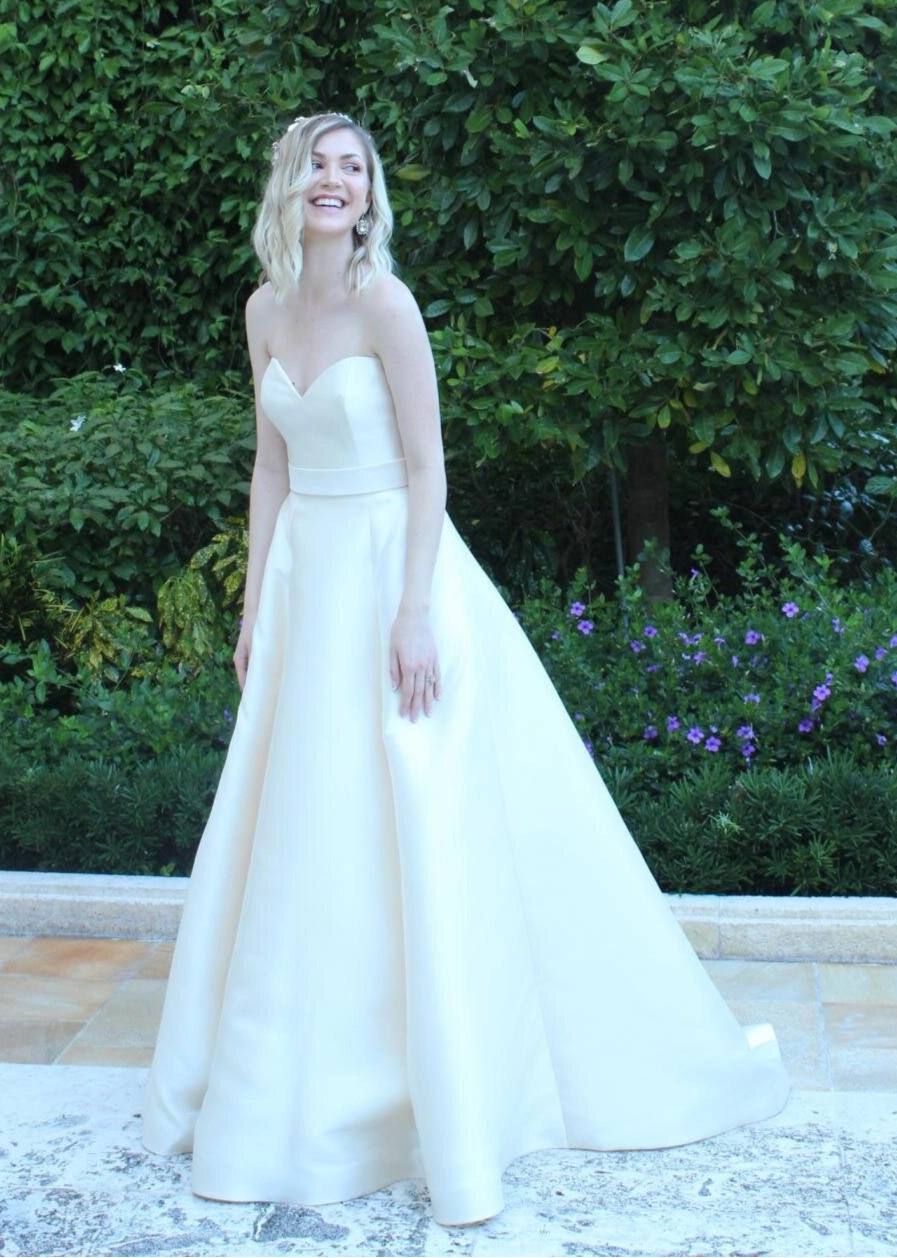 Augusta Jones Anna Wedding Dress Size 14 - Elegant Bridal Gown for Church Ceremony & Formal Events
