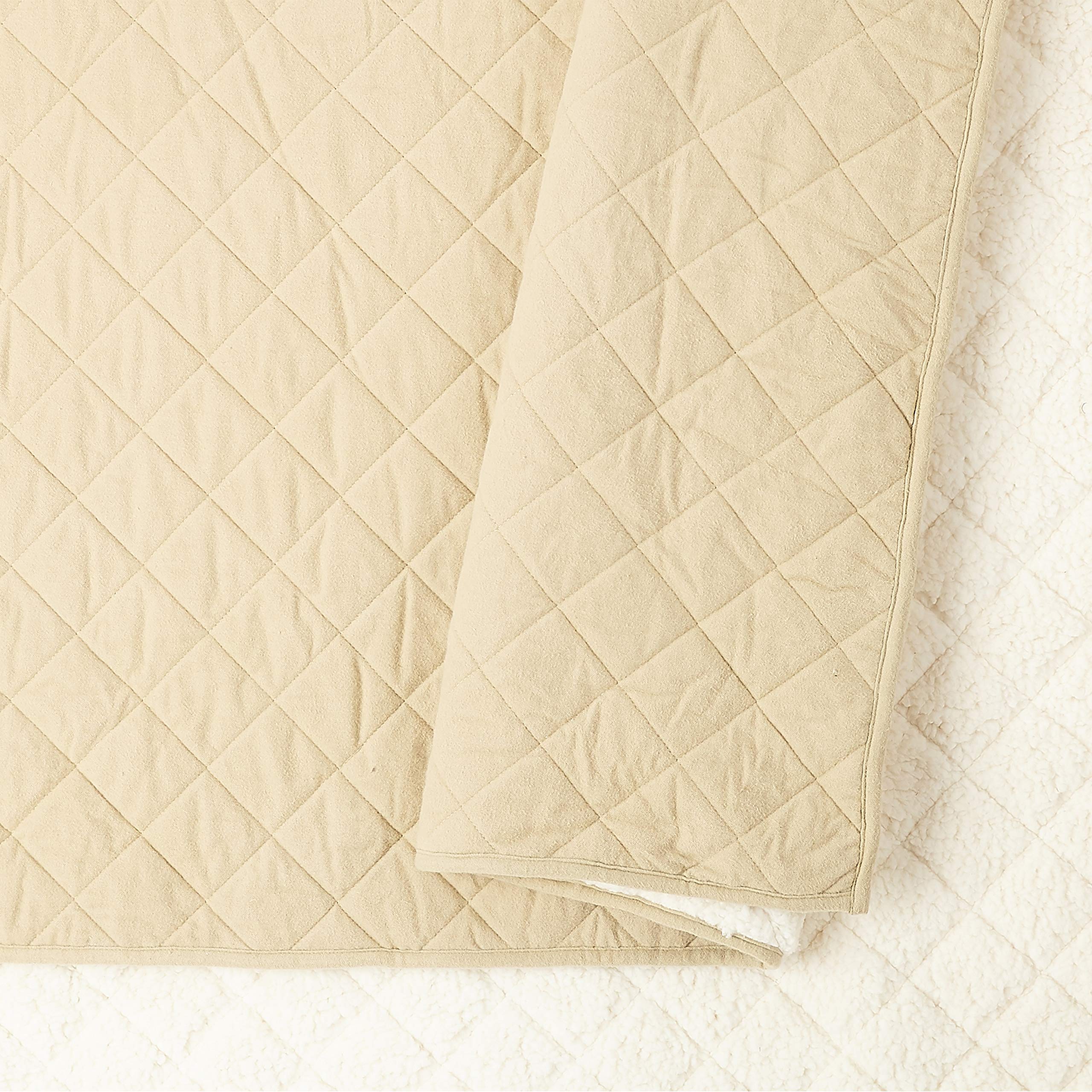 Premium Solid Flannel Sherpa Quilt Set - King Size, Soft & Warm Khaki Bedding for Winter - Cozy Home Decor, Perfect for Master Bedroom & Guest Room Comfort