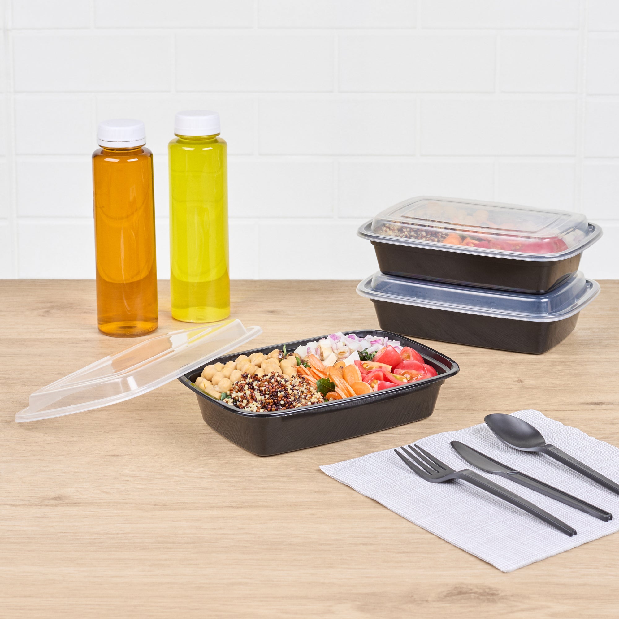 24 oz Black Rectangle Plastic Food Storage Containers with Clear Lids - 50 Pack, Microwave Safe To-Go Boxes (8