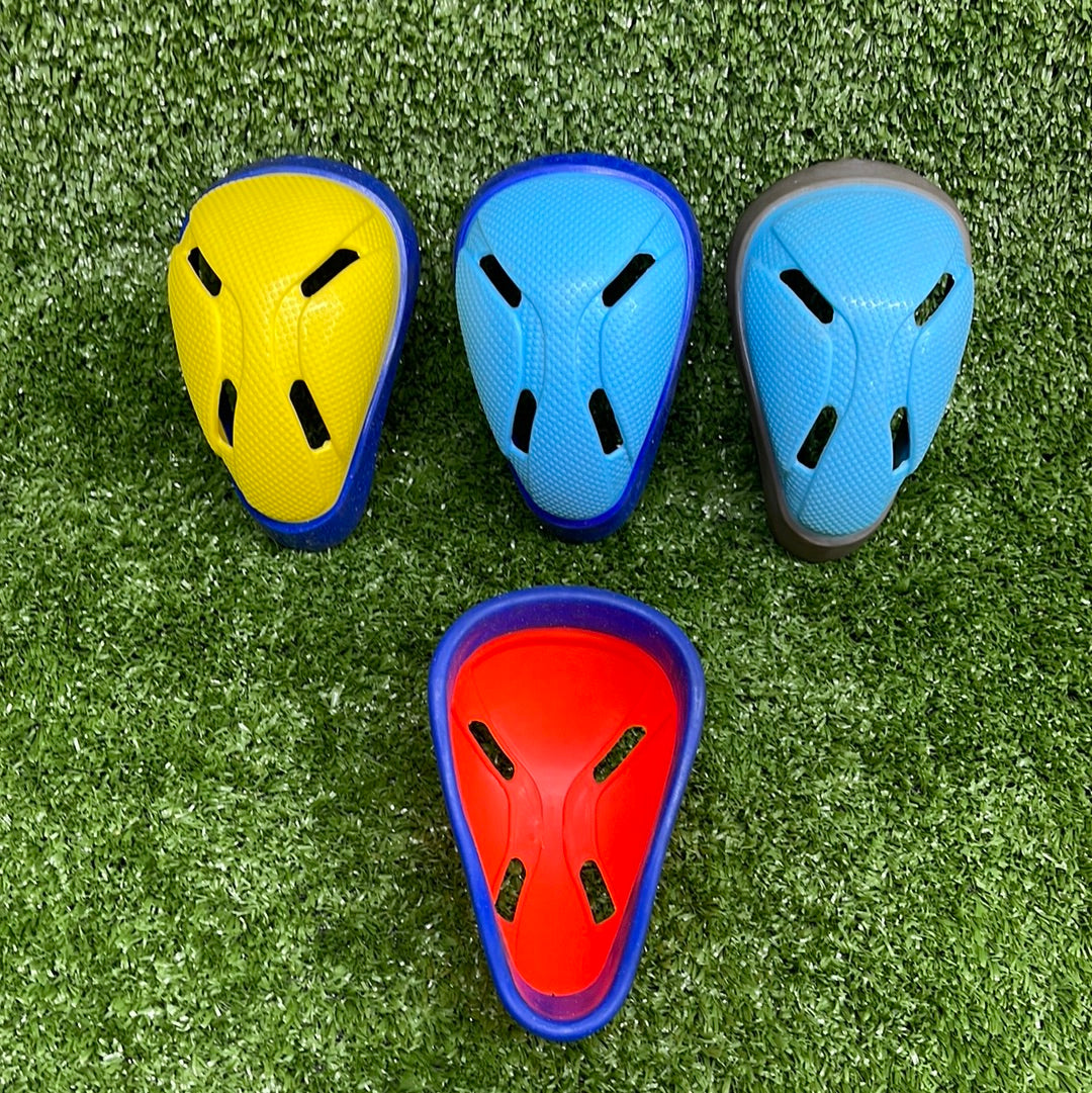 Raydn Junior/Youth Abdominal Guard - Protective Gear for Kids & Teens - Ideal for Soccer, Martial Arts & Sports Safety
