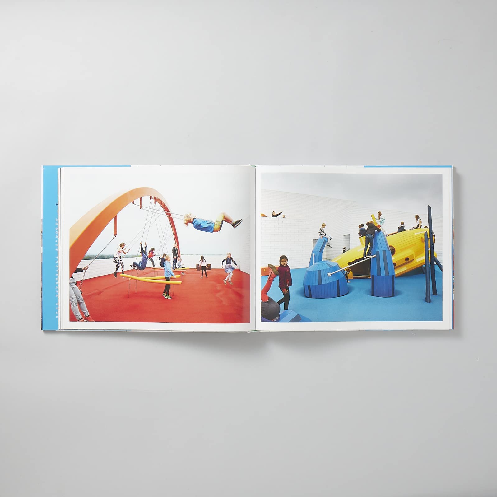 The Secrets of LEGO House: Exclusive LEGO x Chronicle Books Collaboration - Perfect for LEGO Fans, Collectors & Creative Play at Home