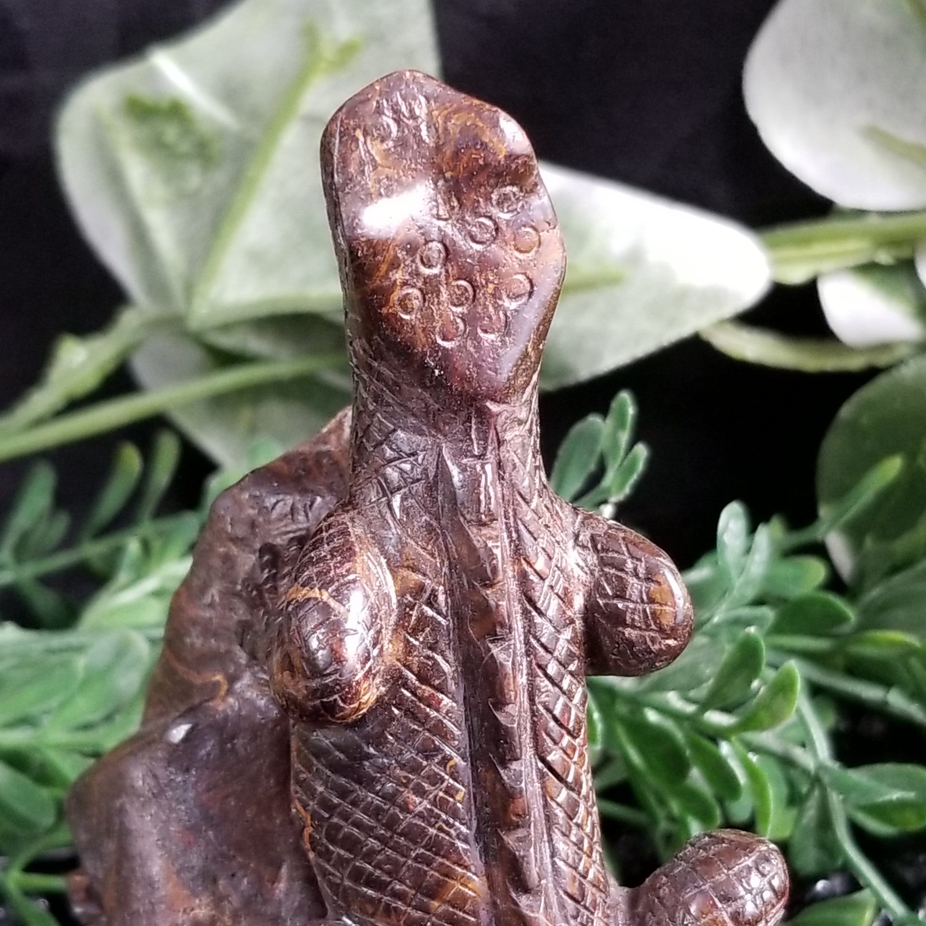 Natural Boulder Opal Lizard Sculpture (355g) - Handcrafted Gemstone Art for Home Decor, Crystal Collection & Spiritual Healing