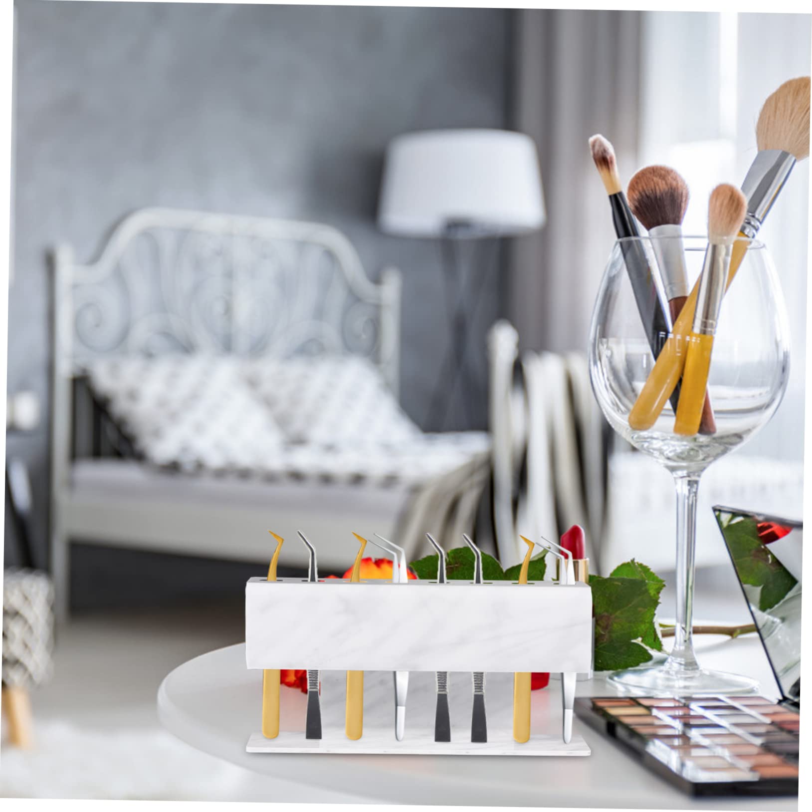FOMIYES Eyelash Extension Tweezer Stand - 8 Pair Storage Holder for Lash Tools | Professional Beauty Accessories Organizer | Perfect for Salon, Spa & Home Use