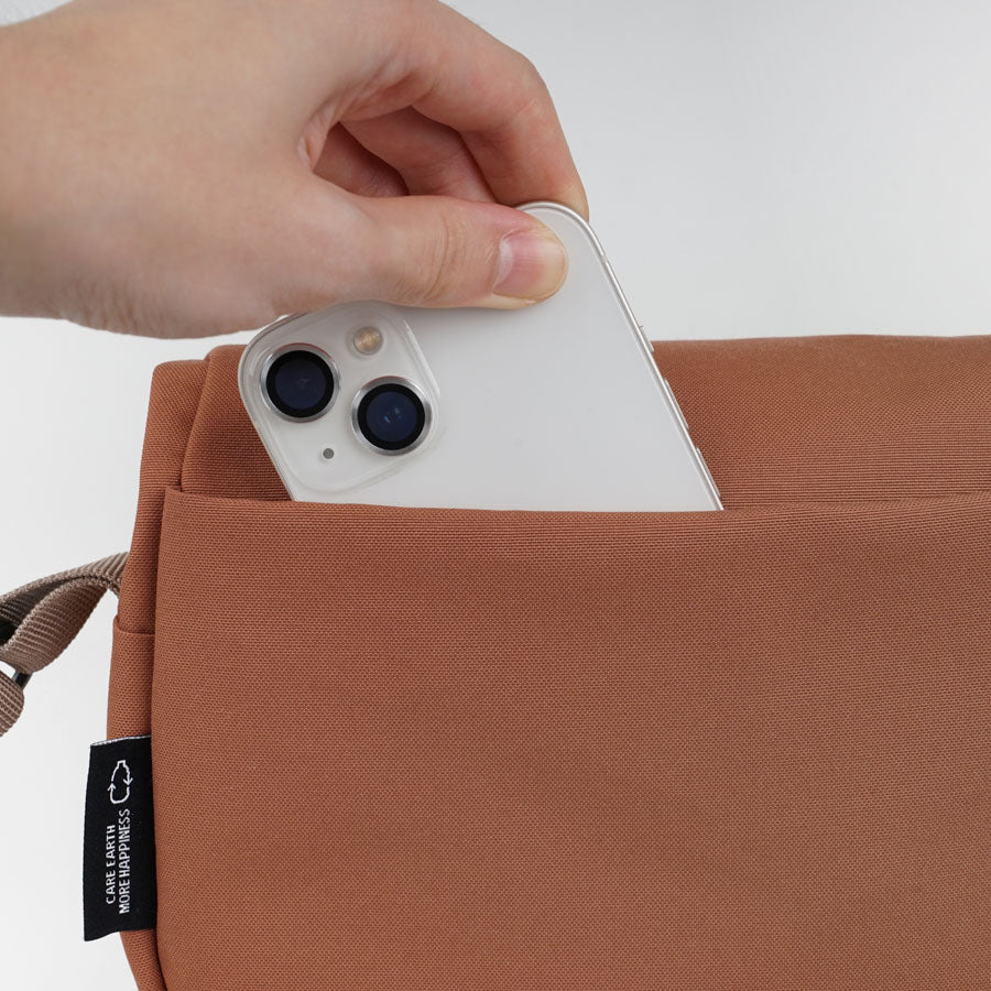 HELLOLULU Venus Compact Camera Bag Brown - Stylish & Lightweight DSLR/SLR Bag for Travel, Hiking & Everyday Use