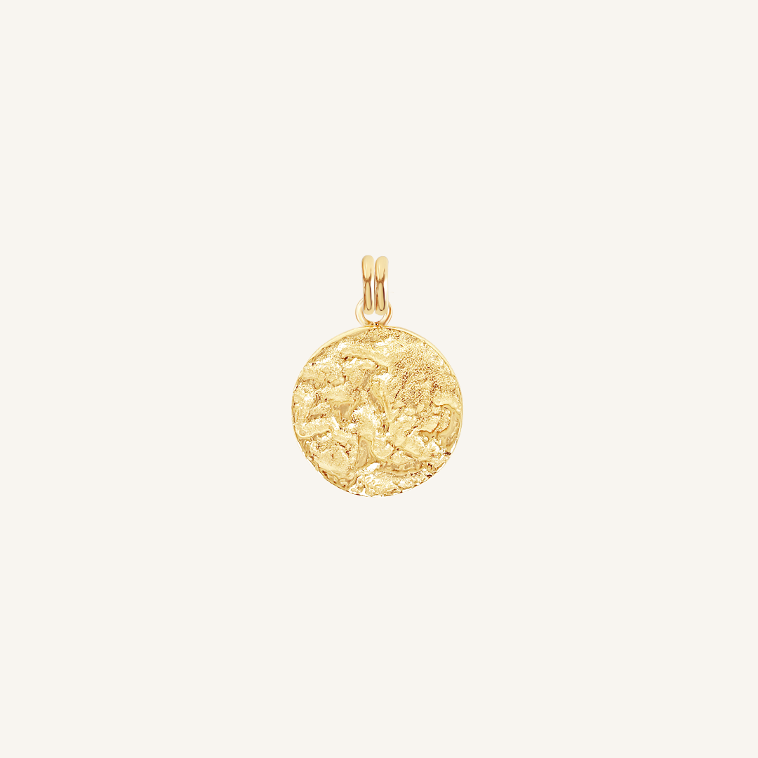 Ripple Charm Pendant Necklace - Elegant Layering Jewelry for Women, Perfect for Everyday Wear & Gift Giving