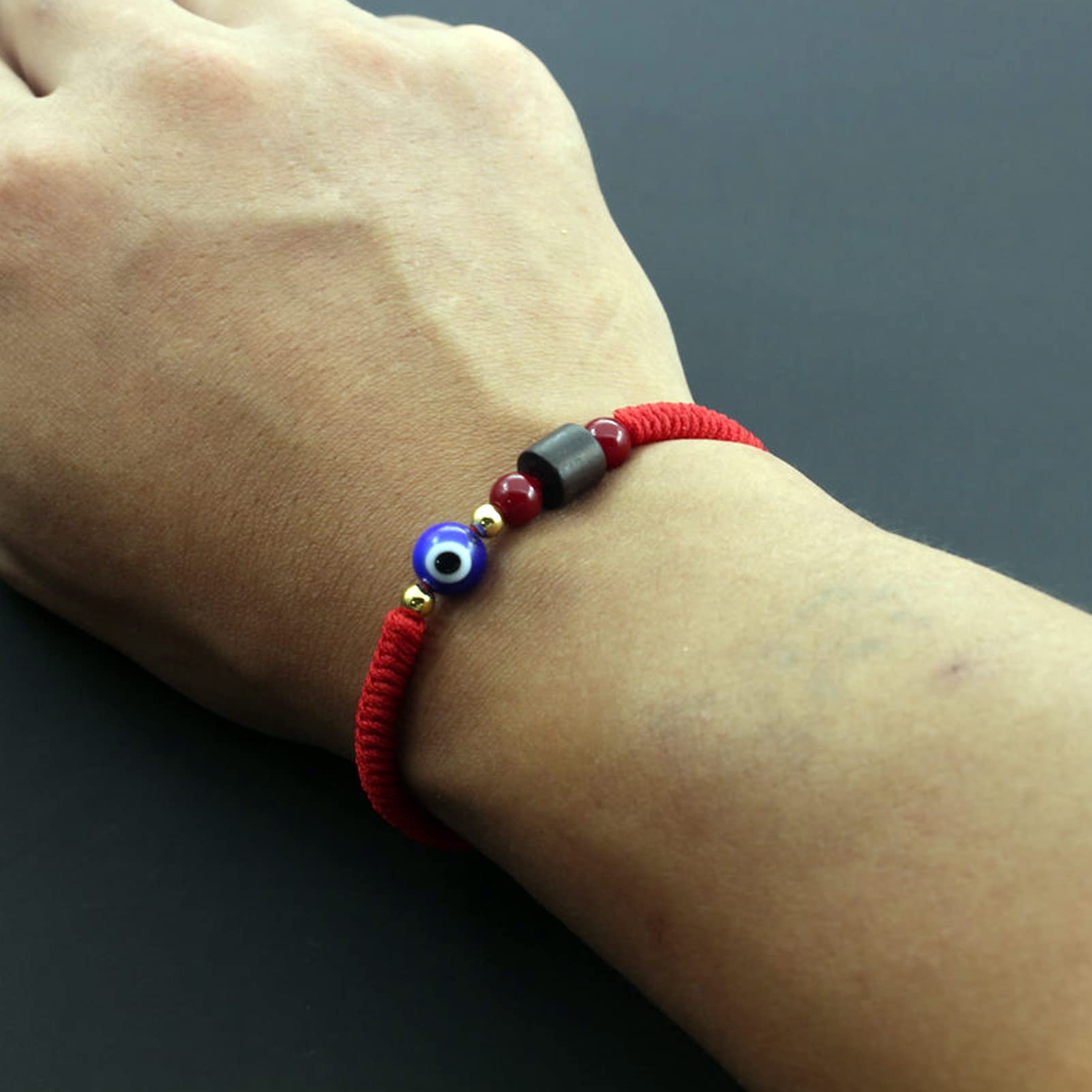 Handmade Evil Eye Bracelet - Adjustable Red String Kabbalah Protection Bracelet for Women & Men, Lucky Couple Matching Jewelry Gift for Lover Family Friends (Perfect for Daily Wear, Spiritual Protection & Meaningful Gifting)