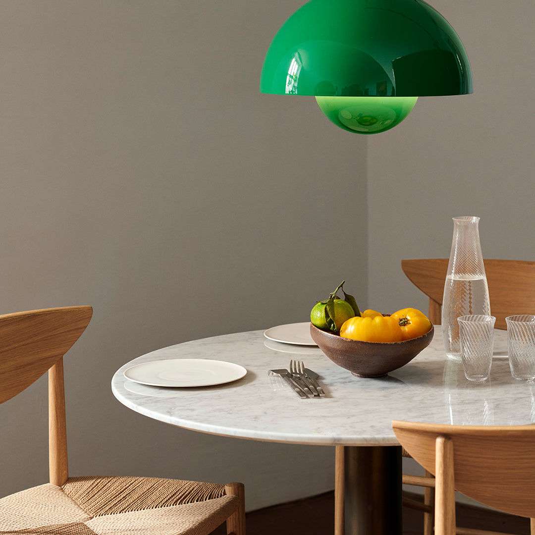 Modern HM3 Dining Chair - Elegant Wooden Seat for Kitchen, Dining Room & Office - Perfect for Home Decor & Entertaining Guests