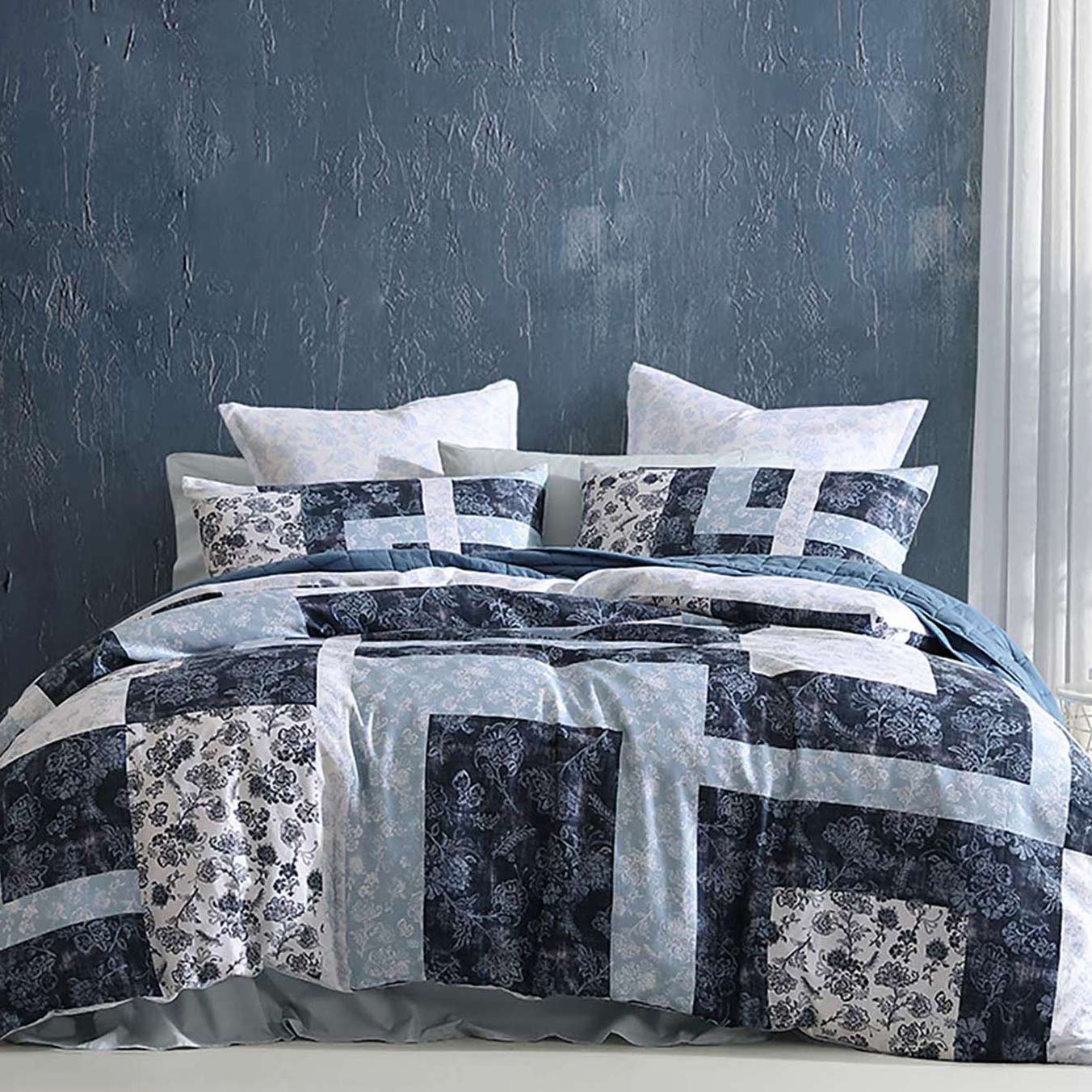 Logan & Mason Kai Blue Quilt Cover Set - Premium Soft Cotton Bedding for Cozy Nights | Perfect for Master Bedroom, Guest Room & Dorm Decor