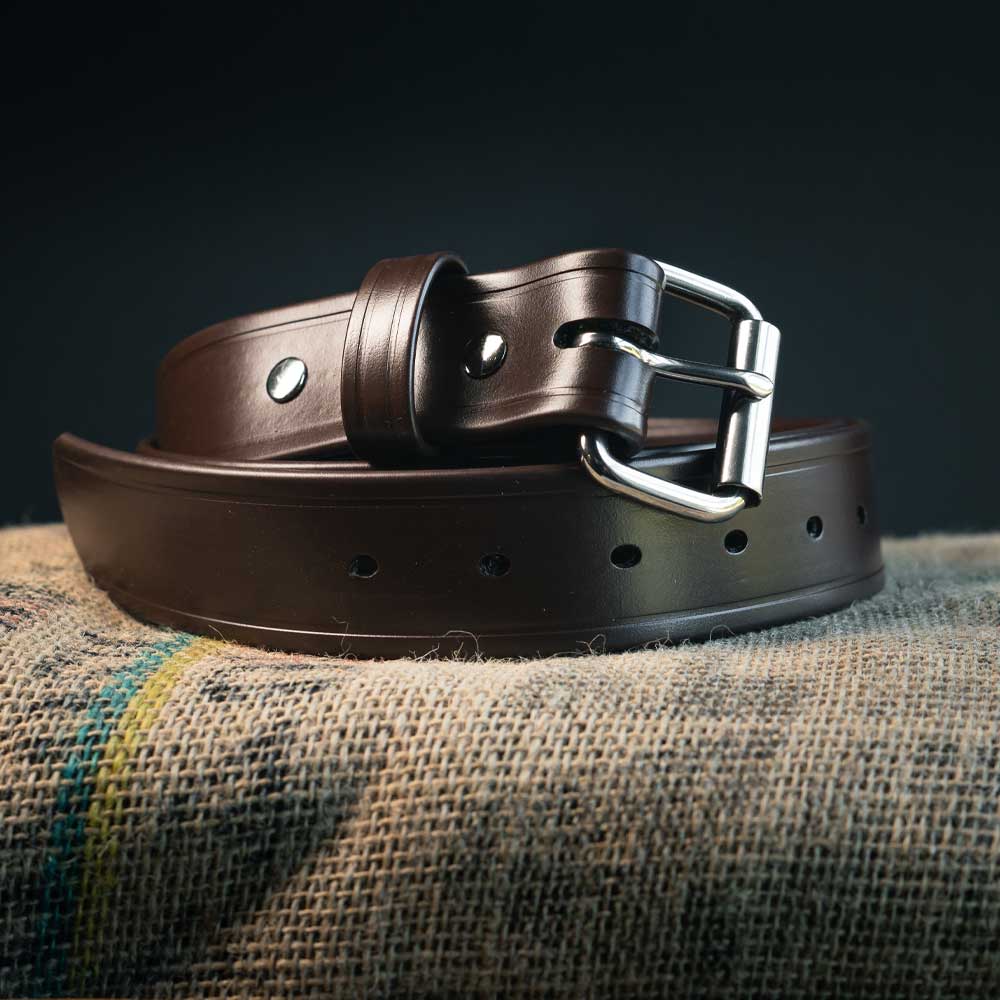 Sweatproof & Waterproof Synthetic Leather Belt for Men - Single Layer Design - Ideal for Gym, Running & Outdoor Activities