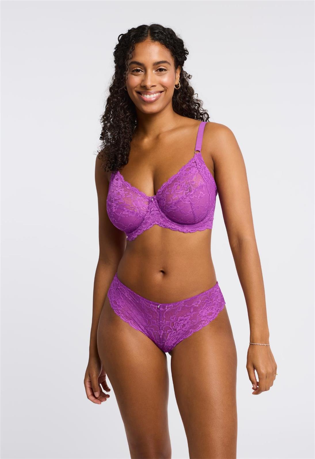 Muse Full Cup Lace Bra for Women - Comfortable Support Underwire Bra - Sexy Lingerie for Everyday Wear & Special Occasions
