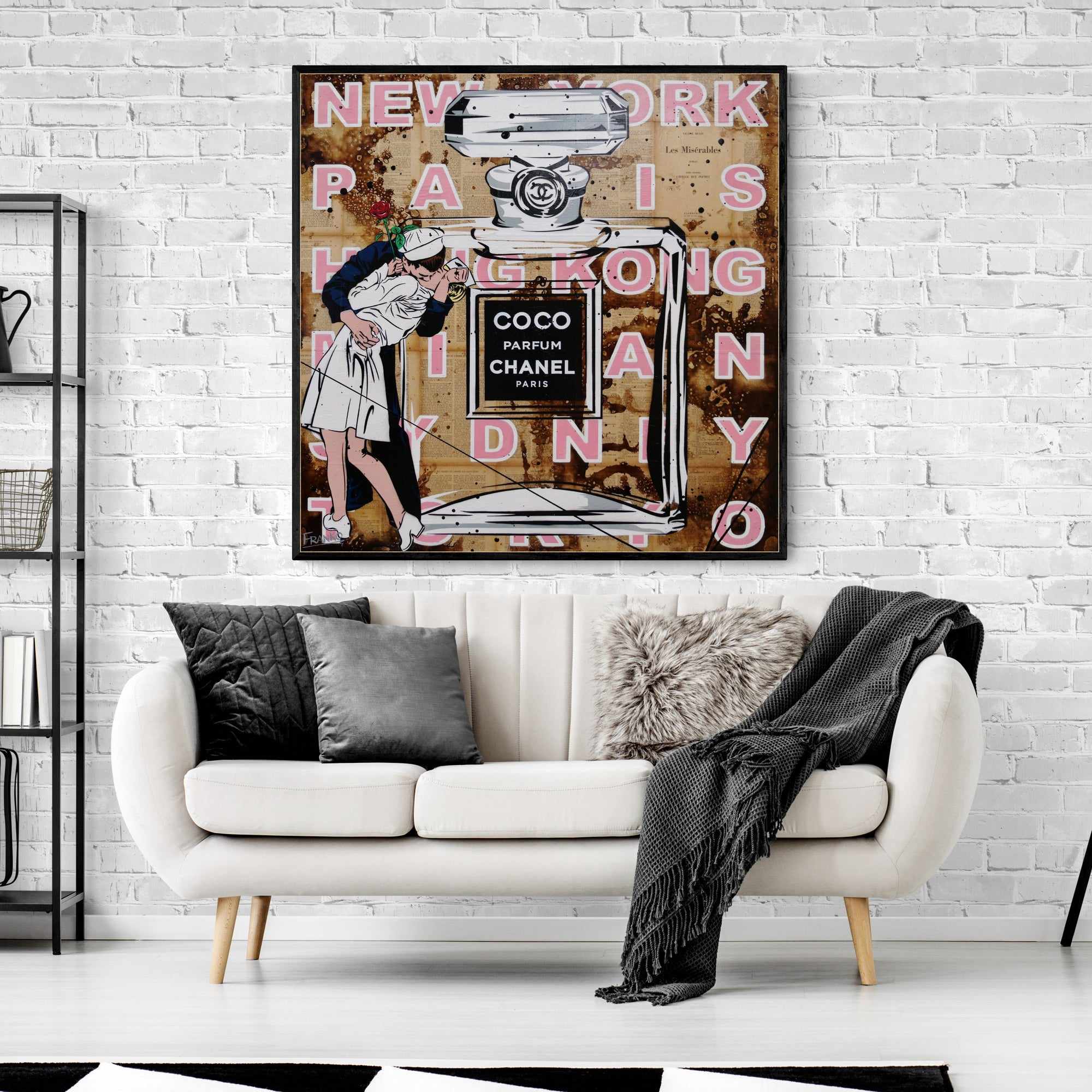 Le Kiss 100x100cm Urban Pop Art Canvas Painting - Modern Home Decor for Living Room, Bedroom & Office - Book Club Gift Idea - Abstract Wall Art for Contemporary Spaces
