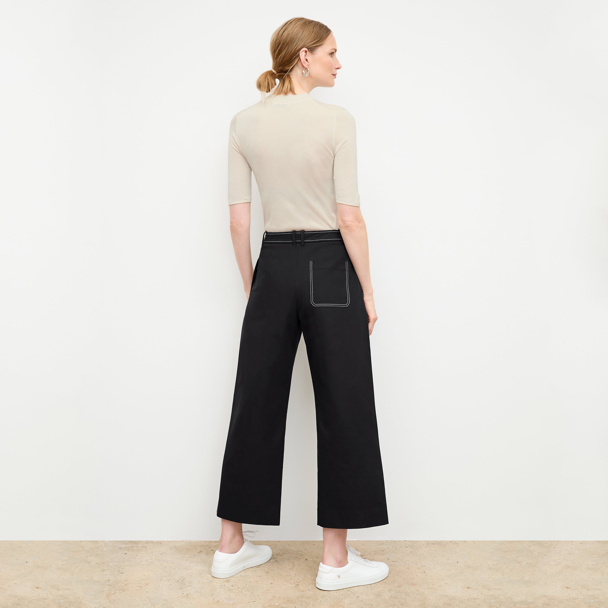 Abby Jean Contrast Stitch Eco-Friendly Denim Jeans - Black | Sustainable Fashion for Casual Wear & Everyday Outfits
