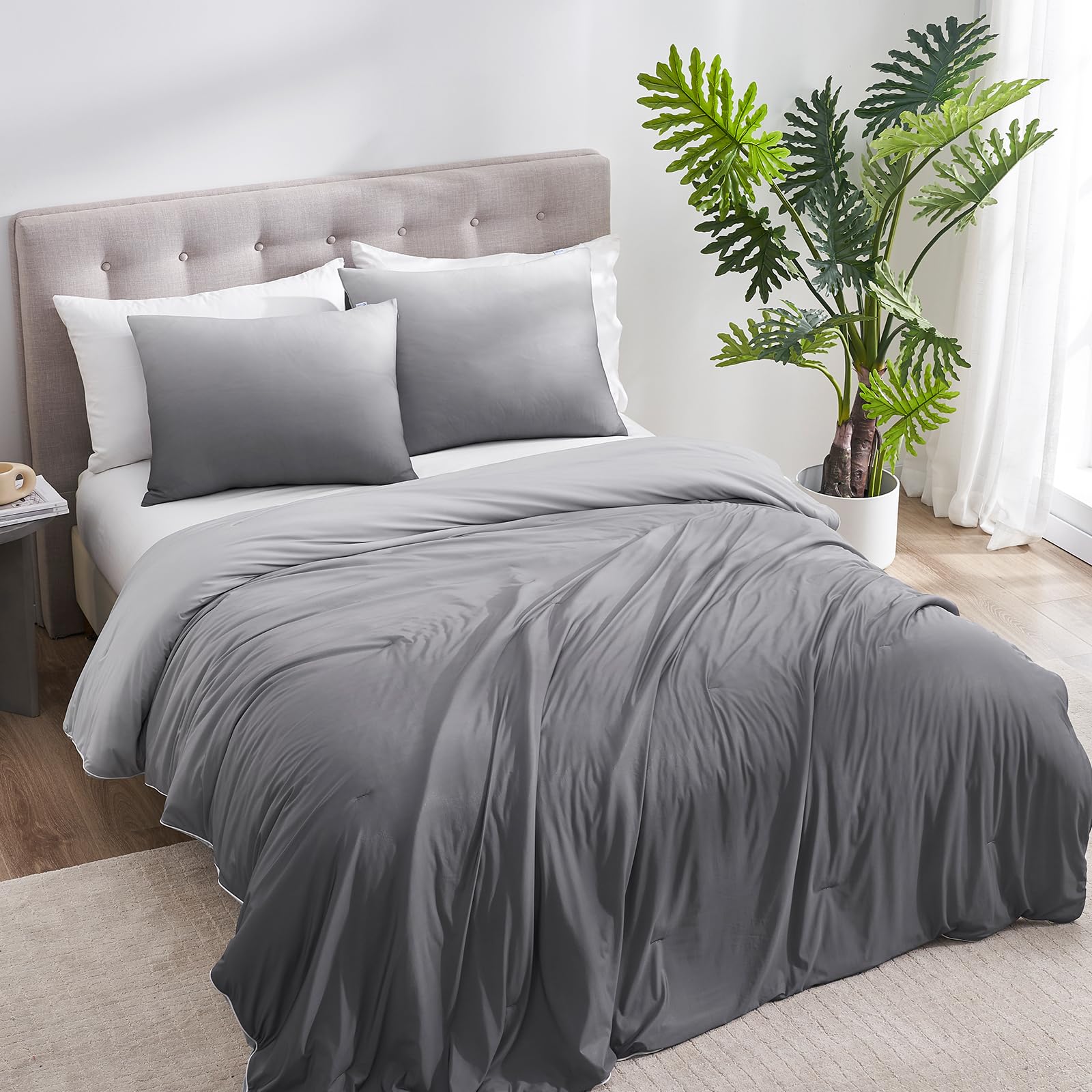 Marchpower Cooling Comforter King Size - Lightweight Summer Bedding for Hot Sleepers | Q-Max >0.5 Silky Soft Cooling Blanket | Temperature Regulating Gradient Quilt for Bedroom, Guest Room & Dormitory Use