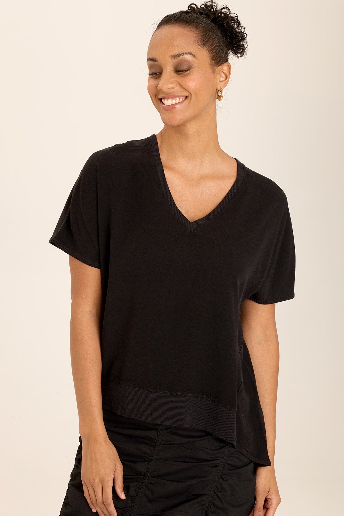 Twill Clara Top Black - Stylish Women's Casual Blouse for Everyday Wear, Office & Outings