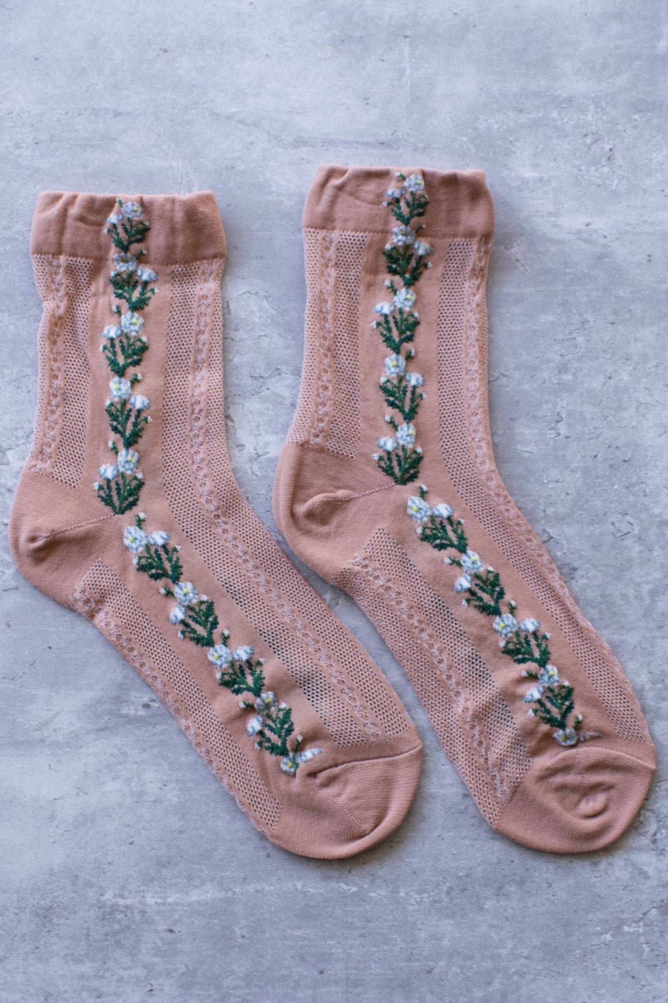 Floral Mesh Socks for Women - Breathable Canyon Rose Pattern Ankle Socks | Perfect for Spring Outfits, Yoga, and Casual Wear