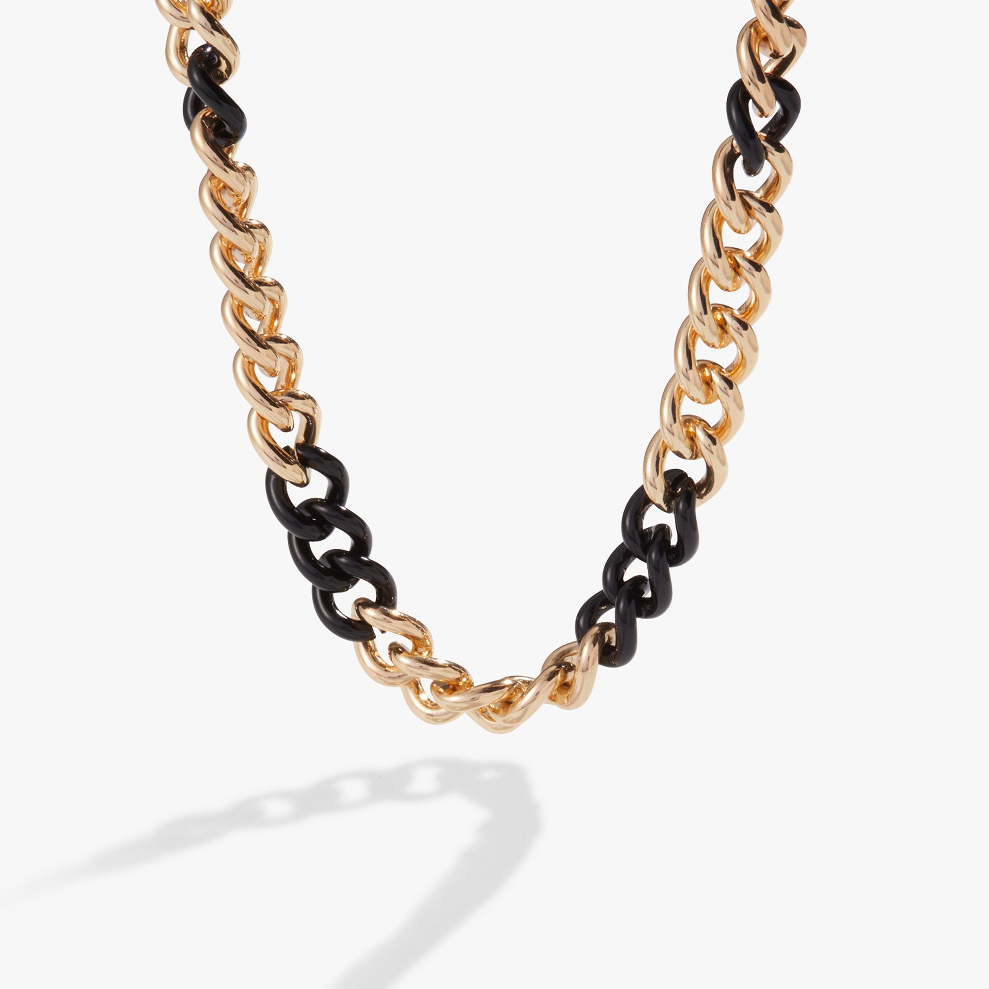 Trendy Color Block Chain Necklace for Women - Stylish Black Layering Necklace Jewelry for Casual Outfits & Evening Parties