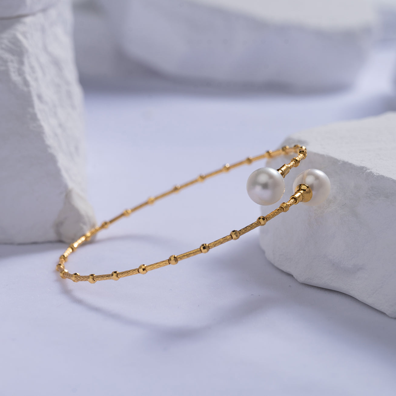 18K Solid Gold Freshwater Pearl Bracelet for Women | Elegant Pearl Jewelry Gift | Perfect for Weddings, Anniversaries & Special Occasions | KB00002