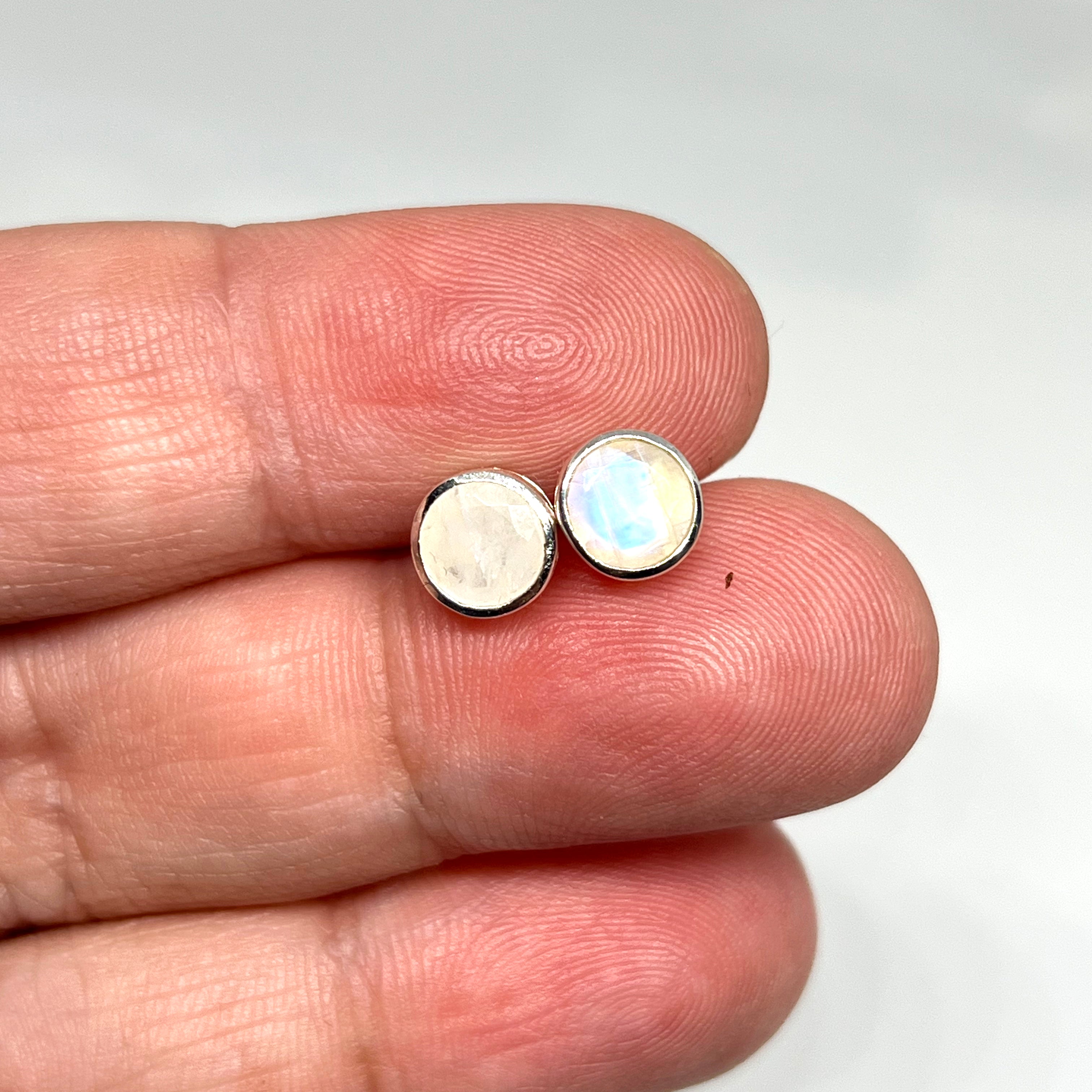 Round Faceted Gemstone Bezel Set Stud Earrings PSE003 - Elegant Jewelry for Women, Perfect for Parties, Weddings & Everyday Wear