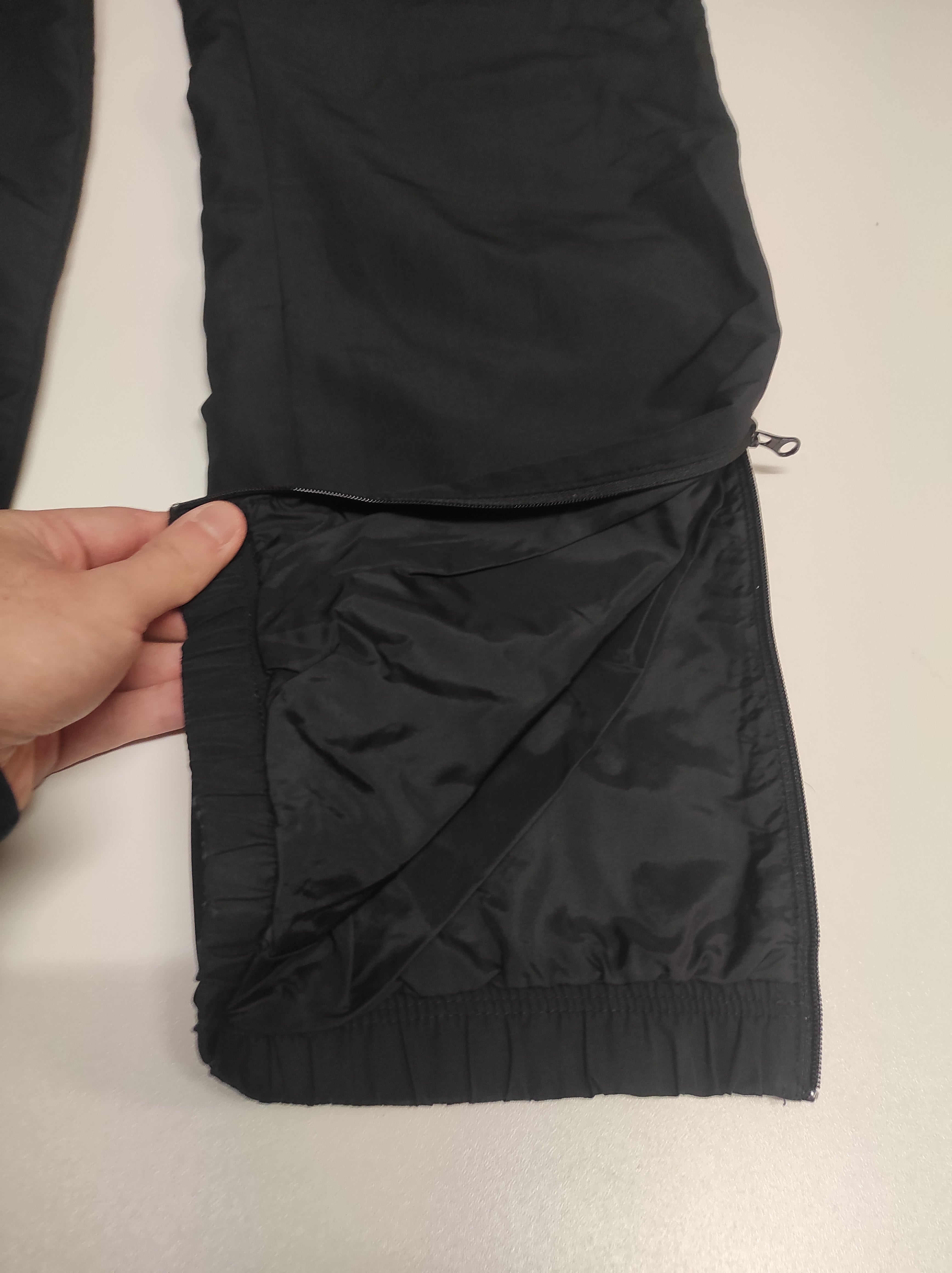 Vintage Nike Trackpants - Baggy Fit L - Waterproof Nylon Fabric - #9860 - Perfect for Jogging, Gym & Streetwear Fashion