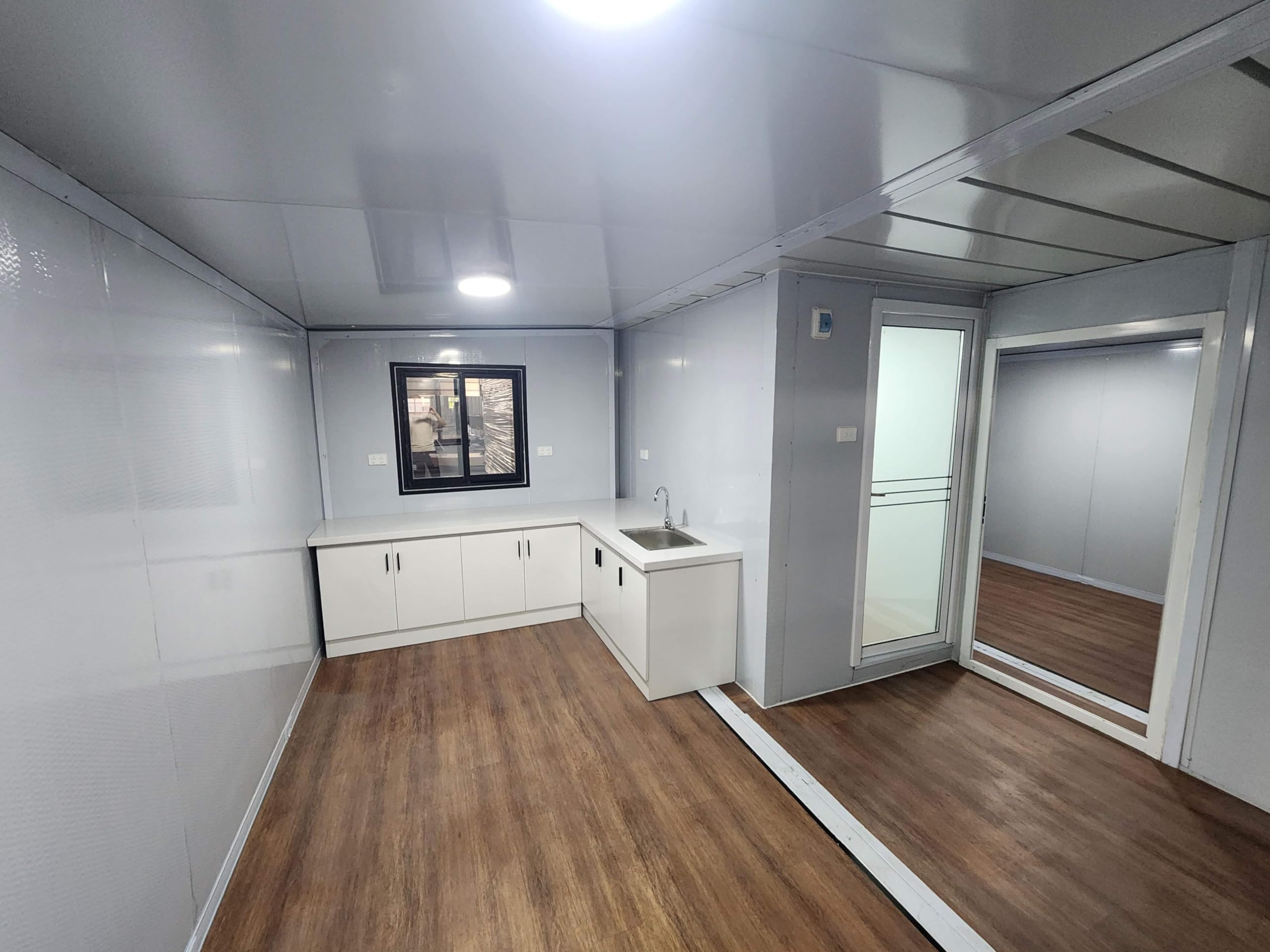 40ft x 20ft Portable Prefabricated Tiny Home | Expandable Mobile Prefab House for Hotels, Offices, Guard Houses, Shops, Villas, Warehouses & Workshops | Includes Restroom Module | Perfect for Vacation Cabins, Backyard Studios & Temporary Housing Solutions