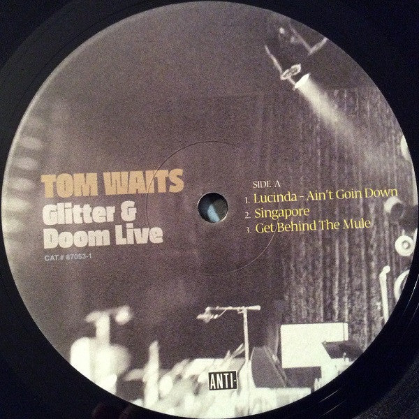 Tom Waits - Glitter And Doom Live (2xLP Vinyl Record, Album, Reissue, Remastered, Mint Condition) - Perfect for Vinyl Collectors & Music Enthusiasts