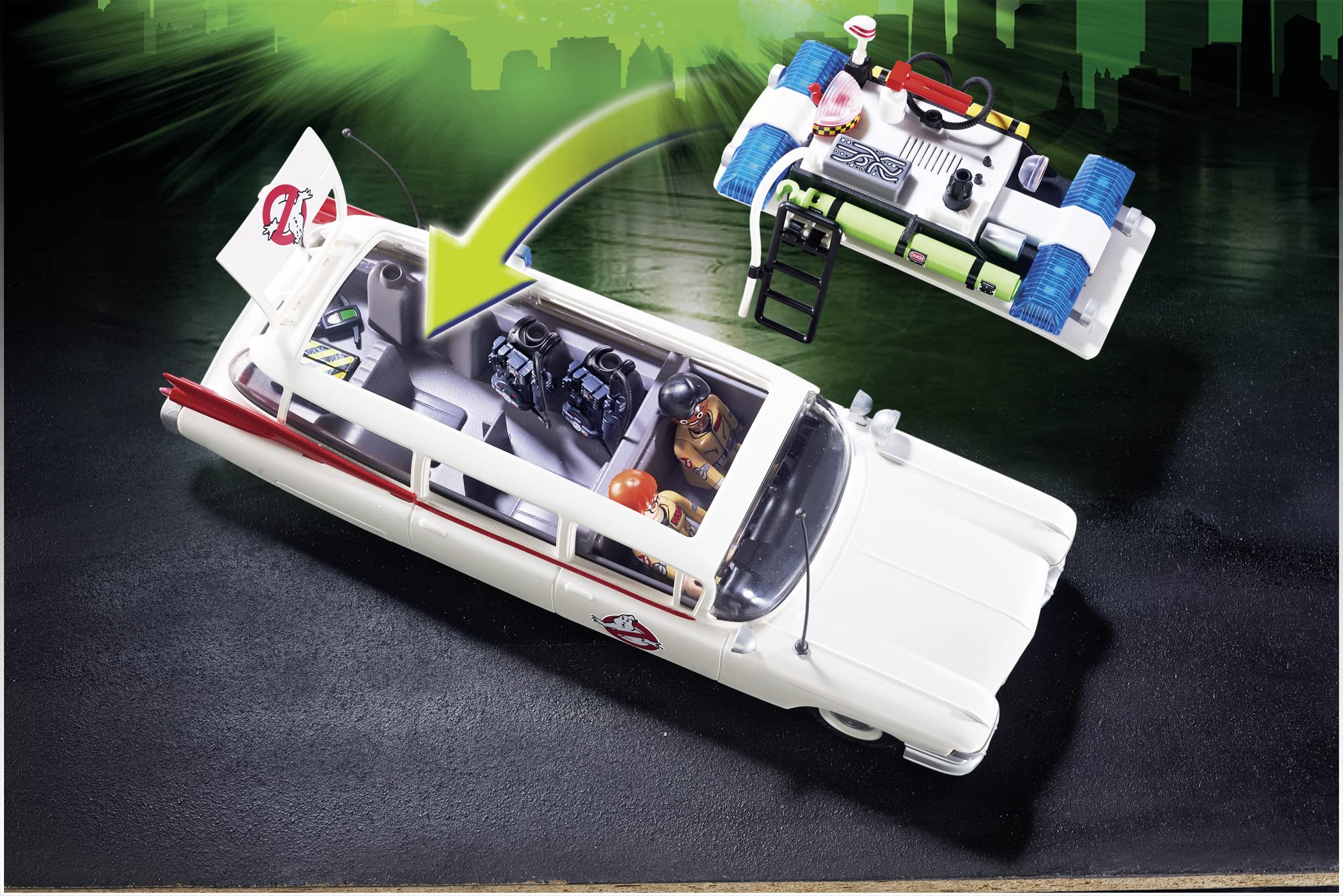 PLAYMOBIL Ghostbusters 9220 Ecto-1 with Light & Sound Module | Collectible Toy Car for Kids Ages 6+ | Perfect for Pretend Play, Birthday Gifts & Ghostbusters Fans