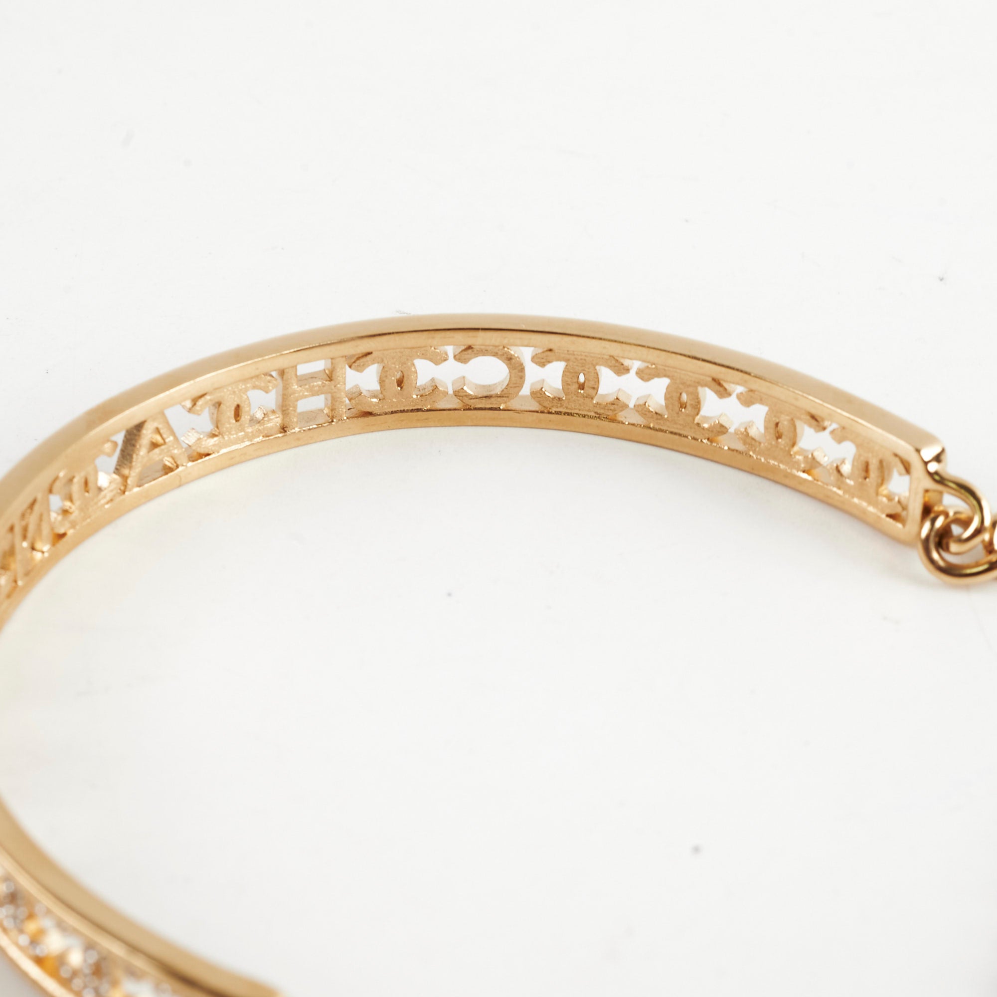 Chanel 22A Gold Plated Choker Necklace - Elegant Costume Jewelry for Women, Perfect for Parties, Weddings & Evening Events