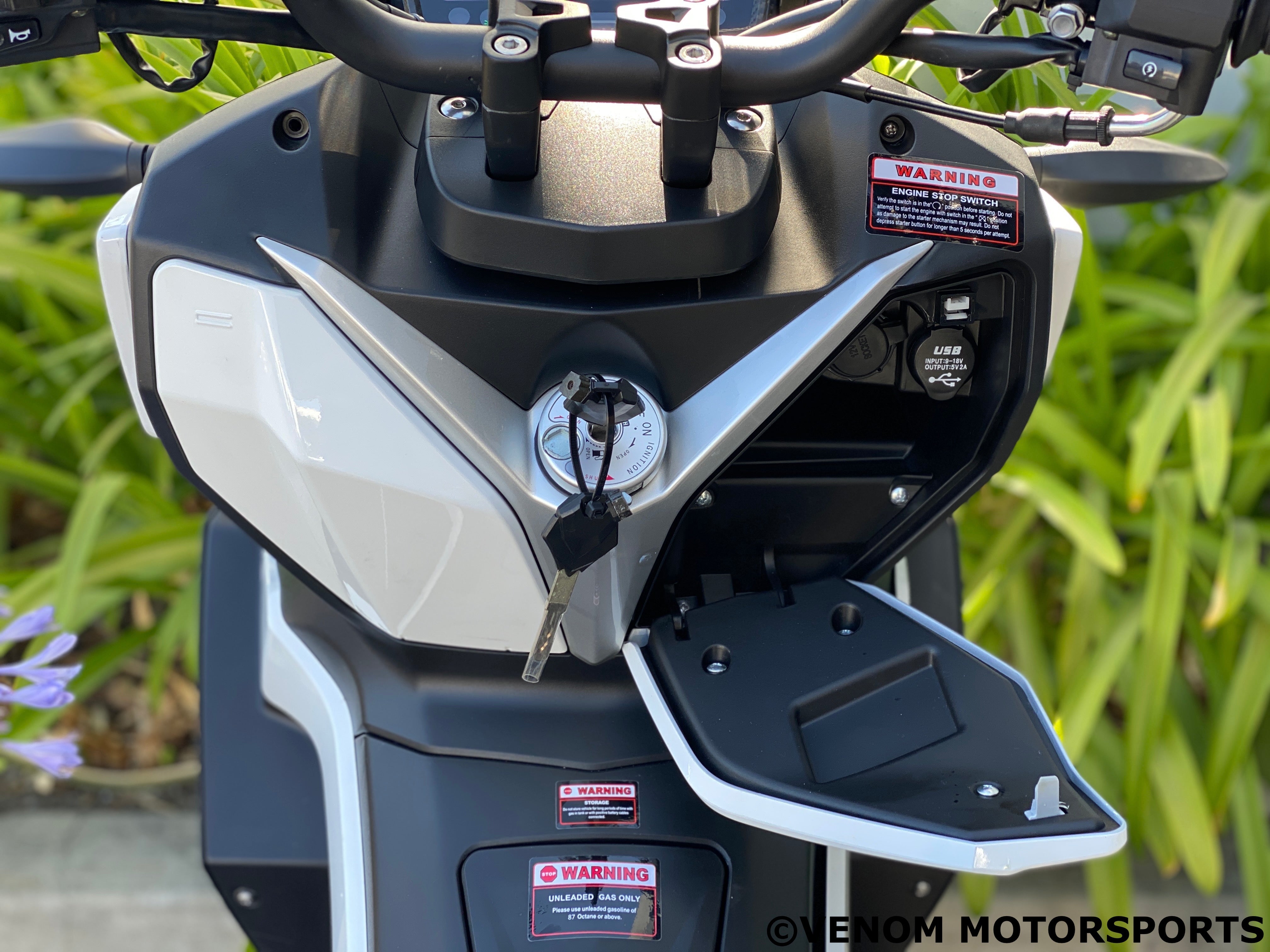 Lifan KPV 150 150cc Fuel Injected Scooter with Automatic Transmission - Perfect for Urban Commuting, Campus Travel & Weekend Adventures