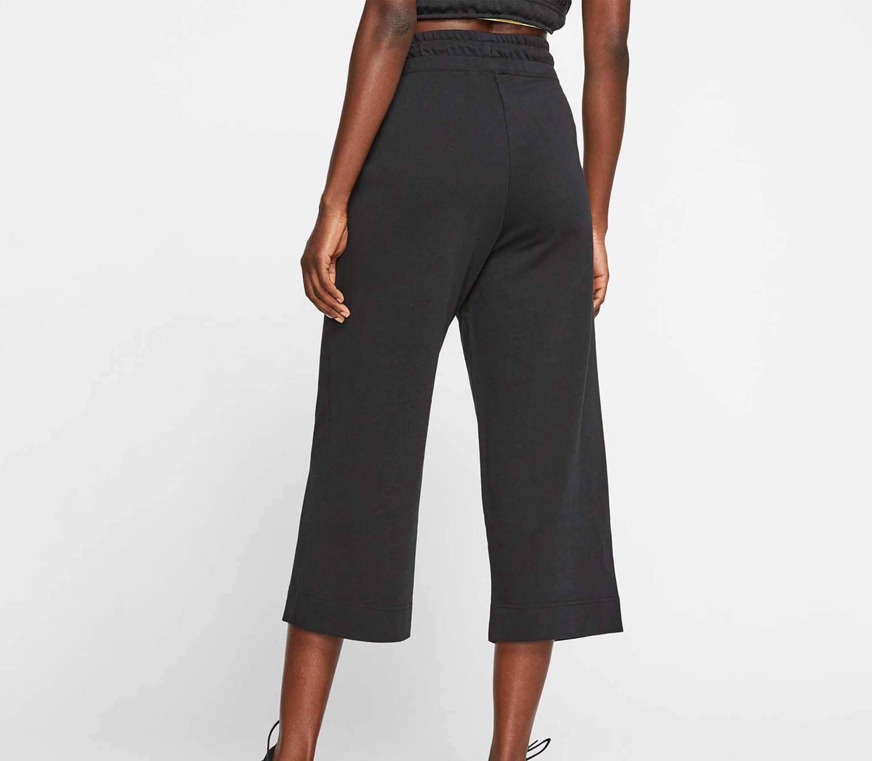 Nike Women's Sportswear Jersey Pants - Lightweight Athletic Joggers for Running, Yoga & Lounge Wear - Comfortable Workout Pants with Elastic Waistband