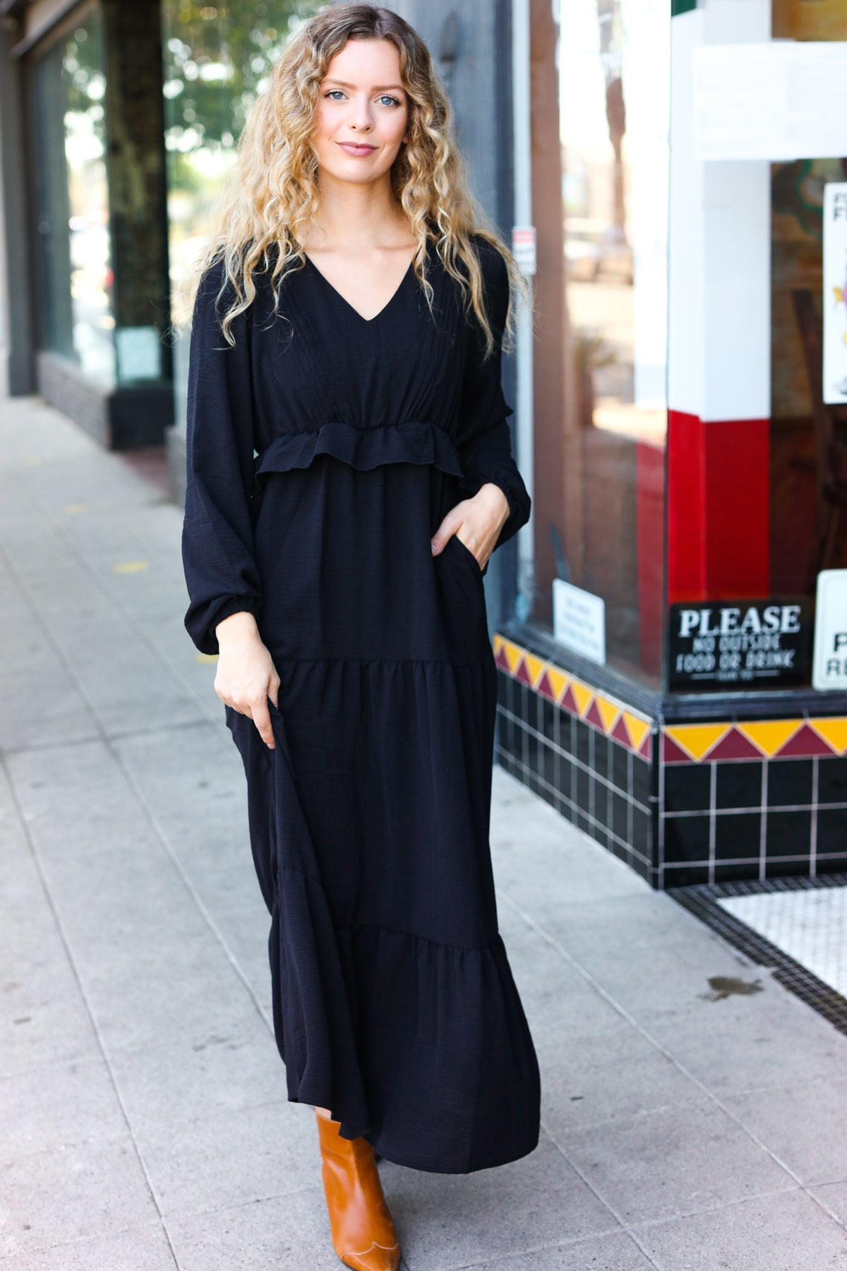 Elegant Black Pintuck Detail Frill V-Neck Maxi Dress for Women | Summer Beach Wedding Party Formal Evening Gown