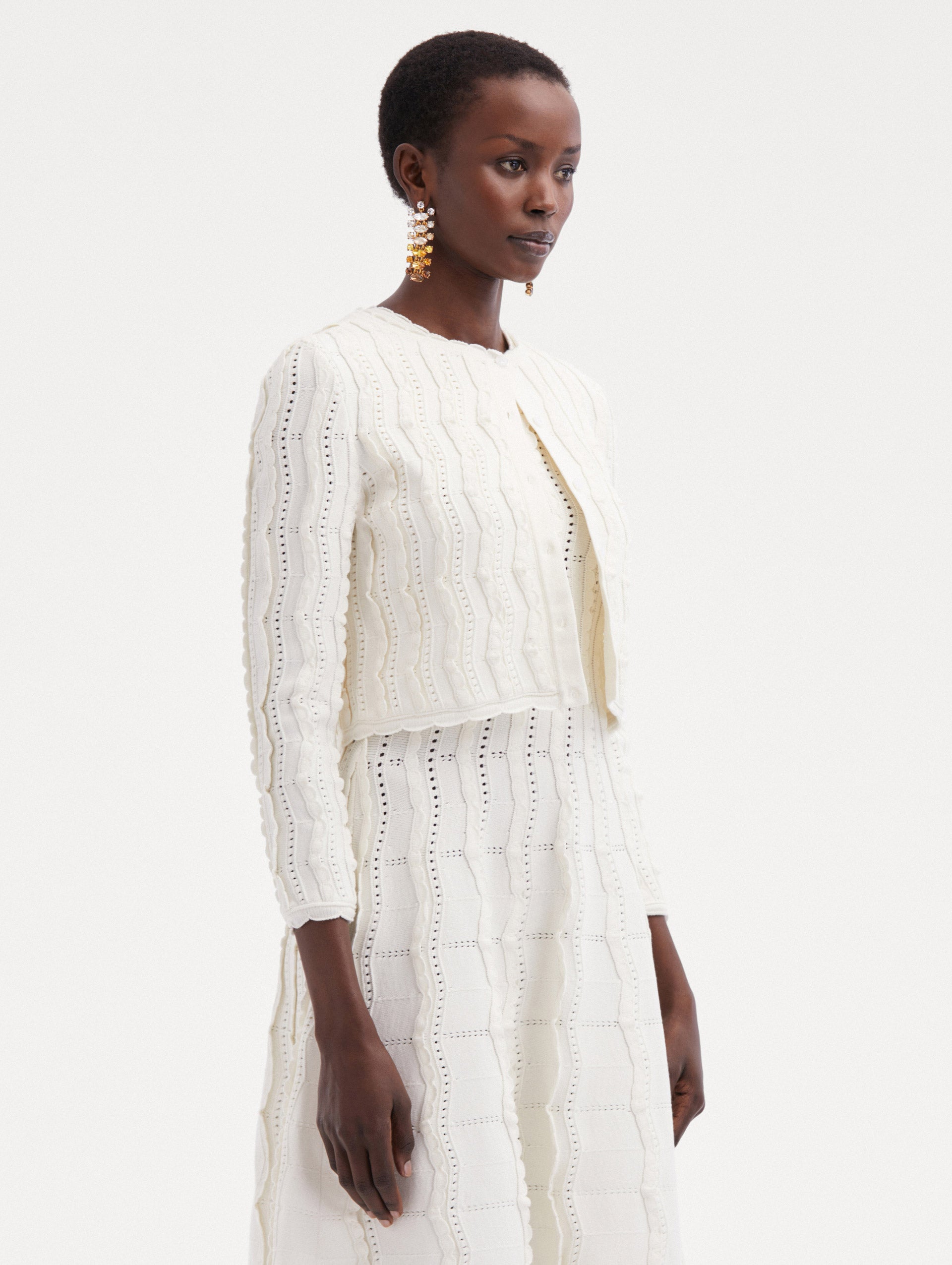 Cropped Wave Knit Cardigan for Women - Soft Chunky Open Front Sweater - Fall & Winter Fashion - Perfect for Layering, Casual Outfits, and Office Wear