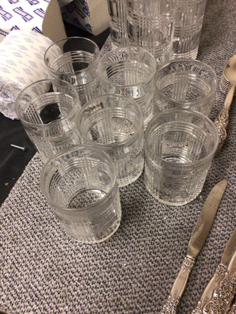 Set of 7 Ralph Lauren Crystal Glen Plaid Old Fashioned Whiskey Glasses - Elegant Barware for Cocktails, Bourbon & Home Entertaining
