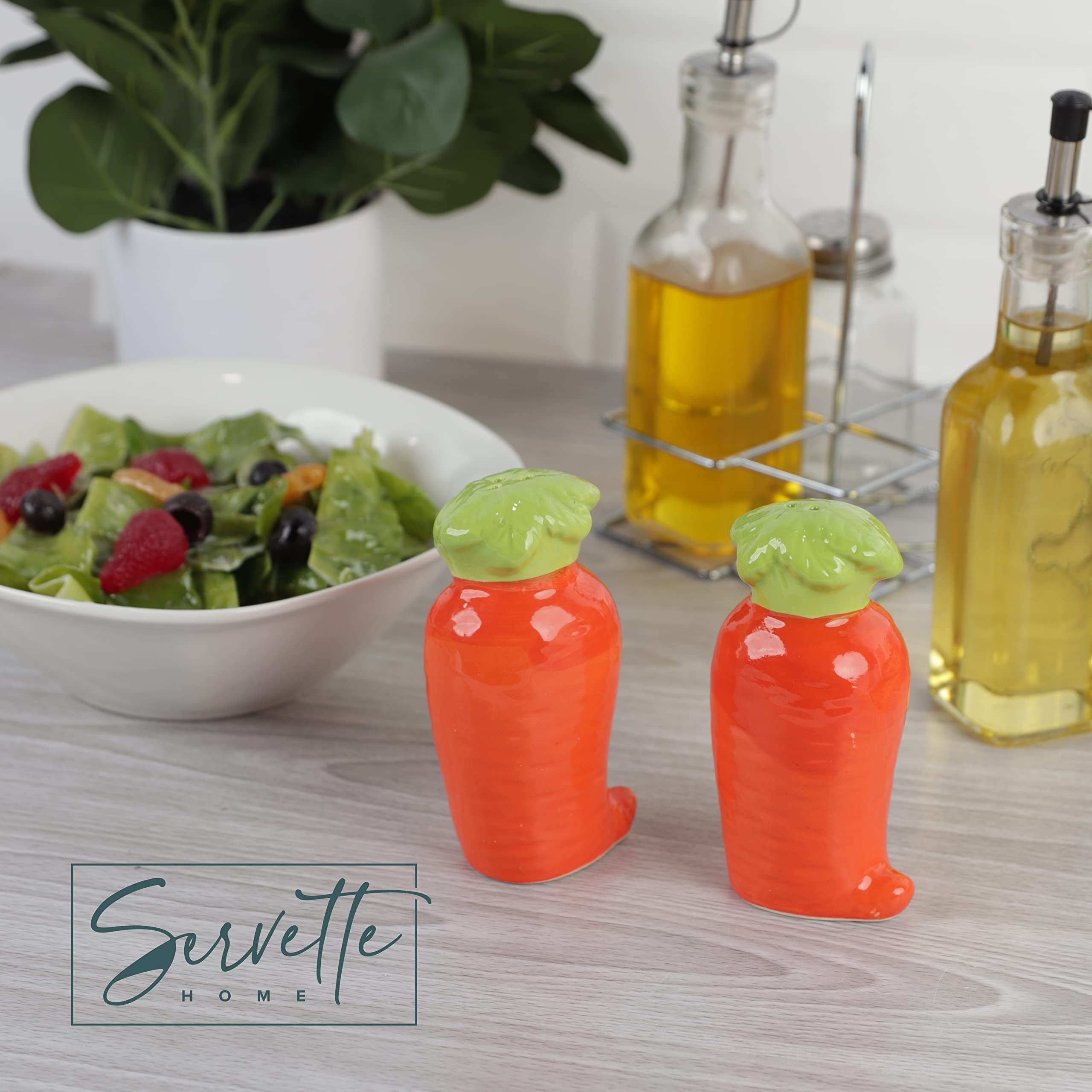 Carrot-Shaped Ceramic Salt and Pepper Shakers Set - Novelty Kitchen Spice Dispensers for Home, Restaurant & Gift Giving