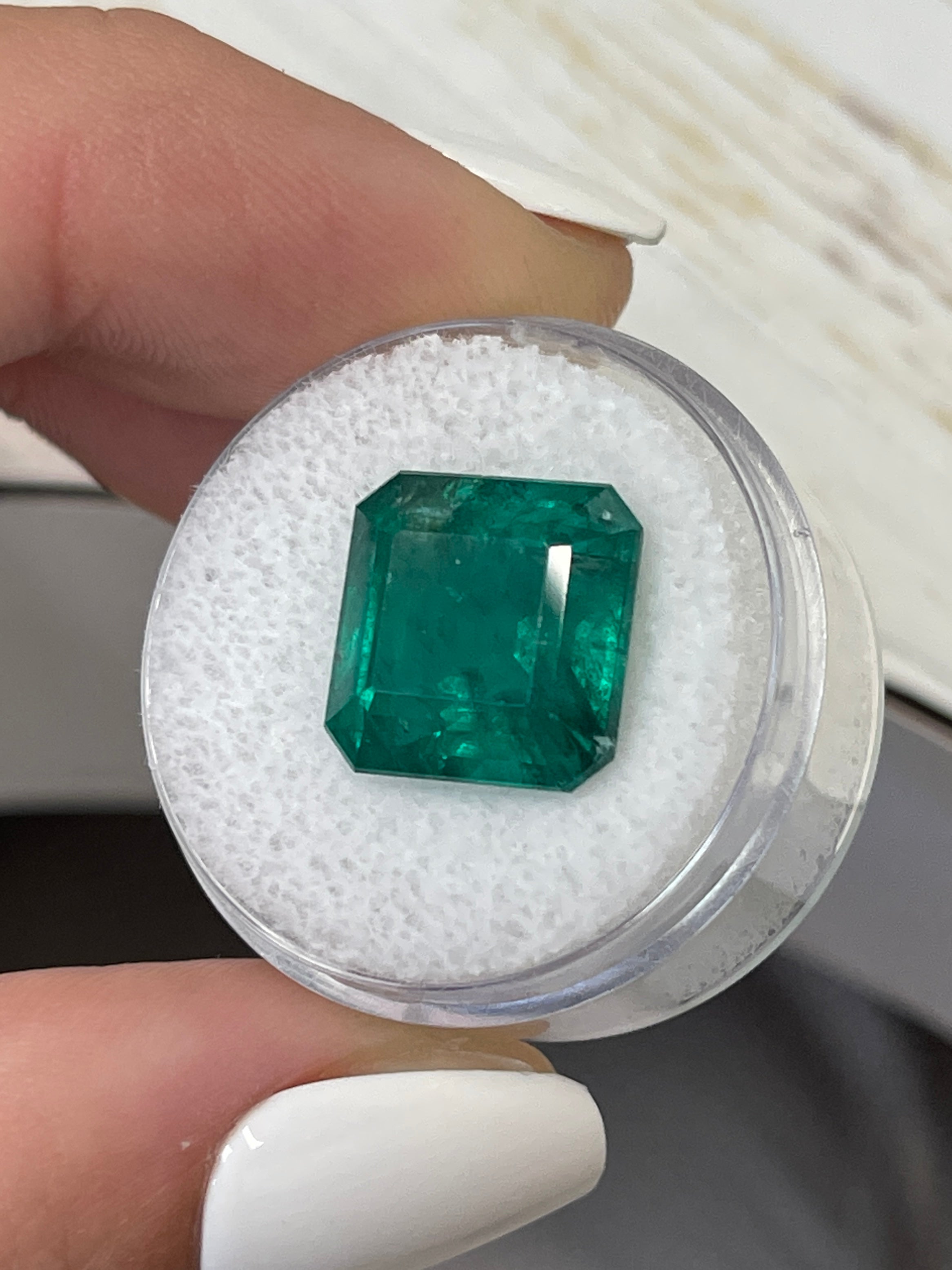 10.01 Carat Vivid Dark Green Natural Zambian Emerald - Asscher Cut Loose Gemstone for Jewelry Making, Engagement Rings & Collector's Pieces