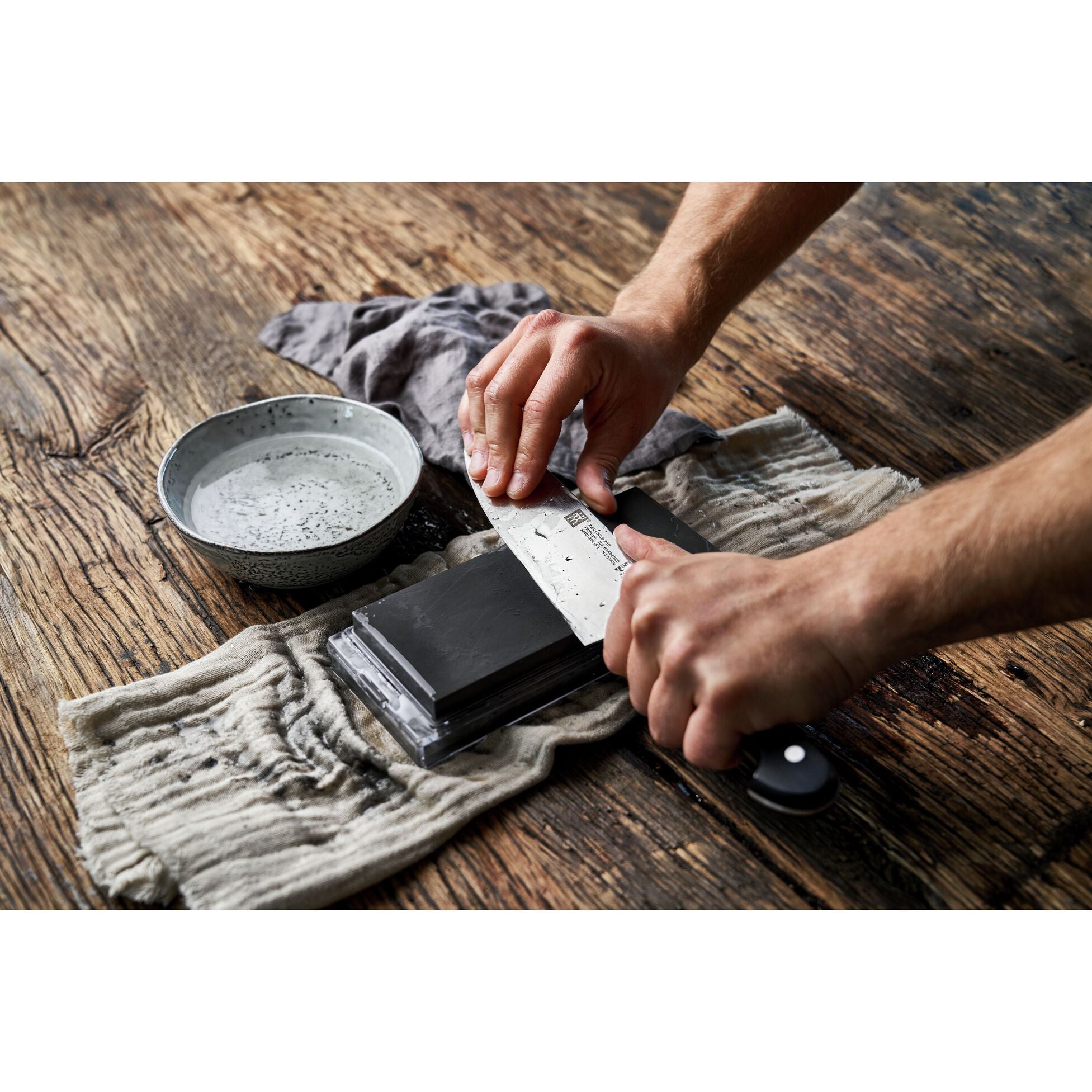 Zwilling Dual Sharpening Stone 250/1000 Grit - Professional Knife Sharpener for Kitchen & Outdoor Use | Perfect for Chefs, Camping & Home Cooking