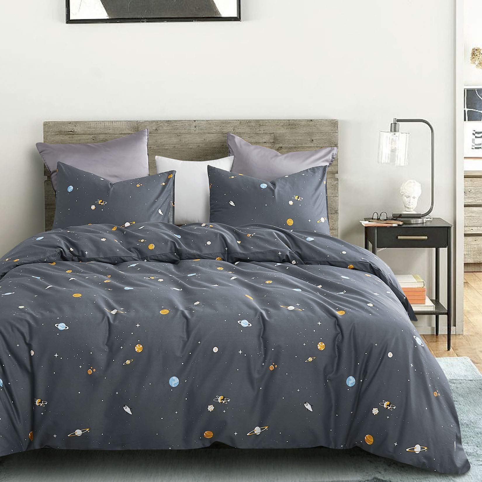 Wake In Cloud - 100% Cotton Space Themed Comforter Set with Constellation, Stars & Astronaut Design for Kids & Teens | 3-Piece Bedding Set in Gray | King Size | Perfect for Boys' Bedrooms & Space-Themed Decor