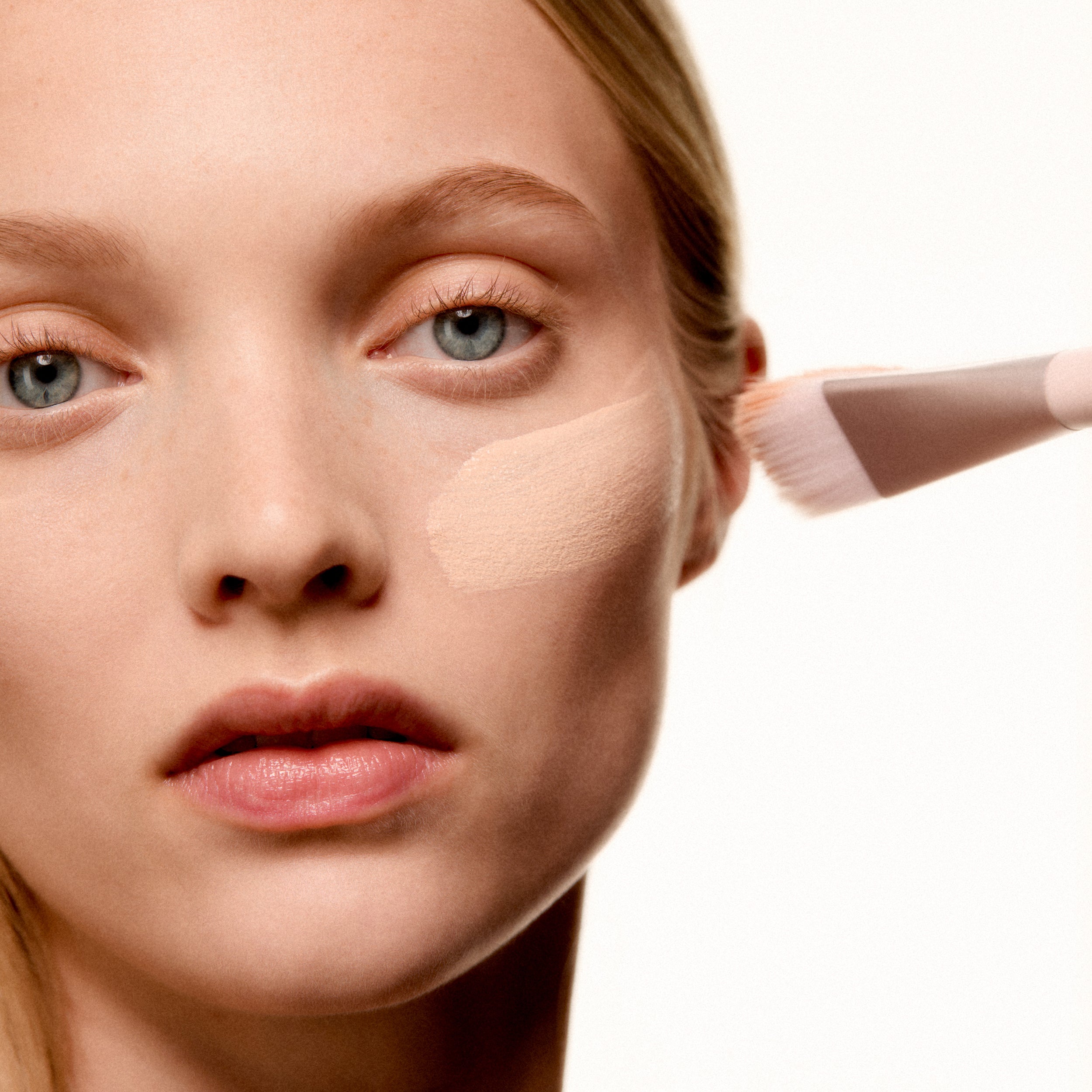 Best Skin Tint Brush 03 - Flawless Liquid Foundation & BB Cream Application - Perfect for Everyday Makeup & Professional Use