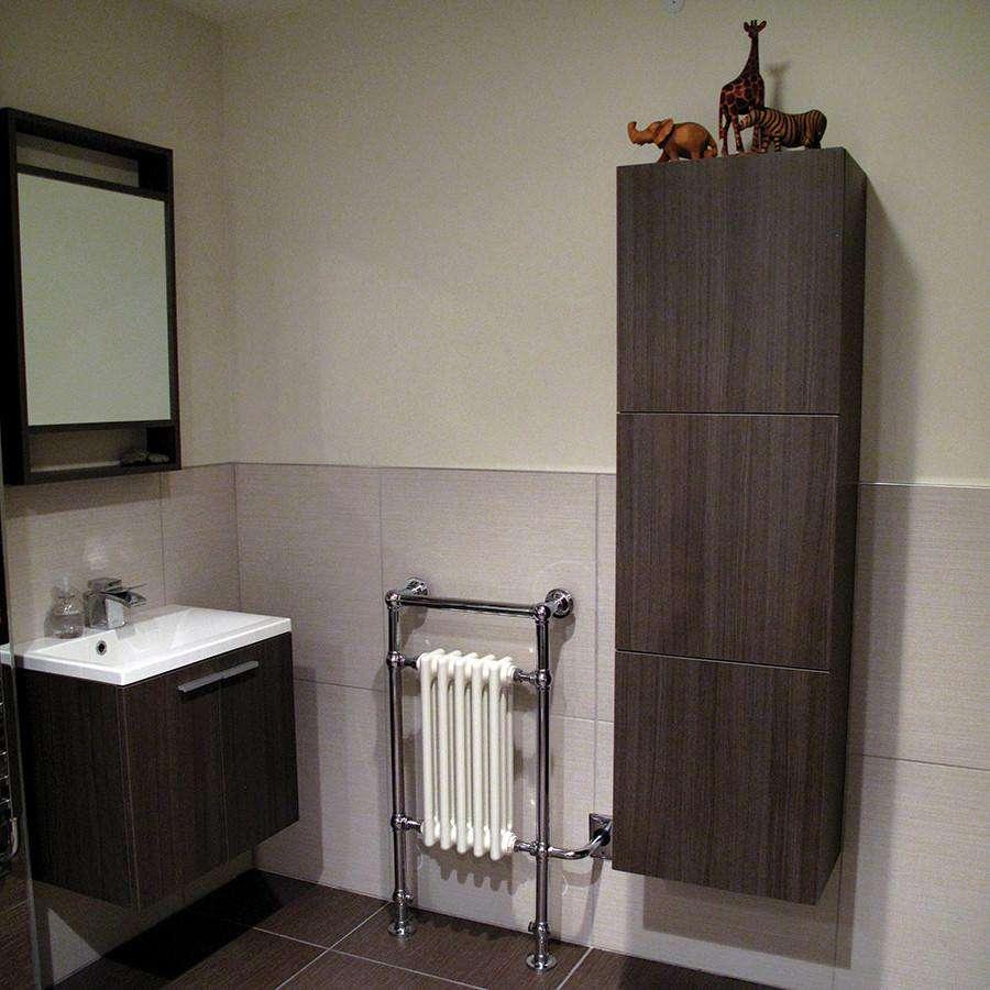Tuzio Harley Hardwired or Plug-in Towel Warmer - 18.5