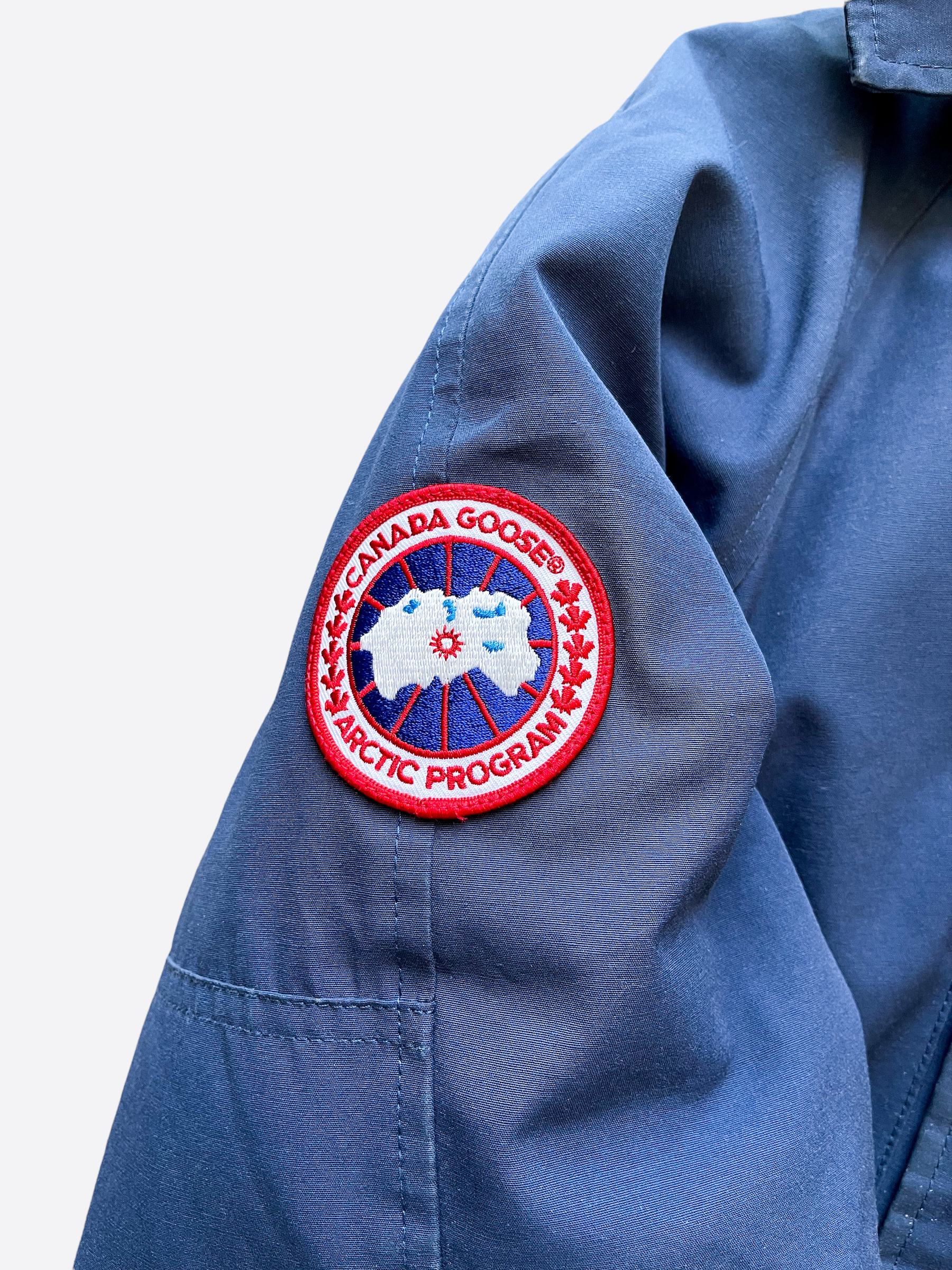 Canada Goose Spirit Chilliwack Men's Winter Jacket - Waterproof Windproof Parka for Extreme Cold Weather - Perfect for Skiing, Hiking & Outdoor Adventures