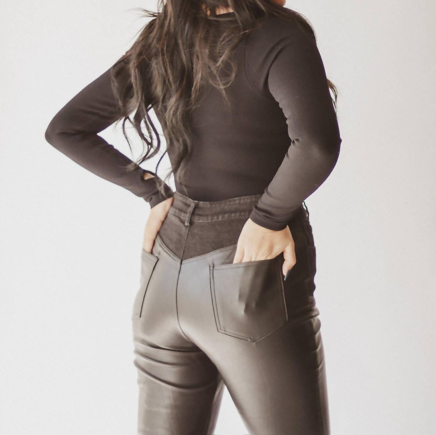 agolde Black Leather Pants for Women | High Waist Faux Leather Trousers | Perfect for Night Out, Party & Office Wear