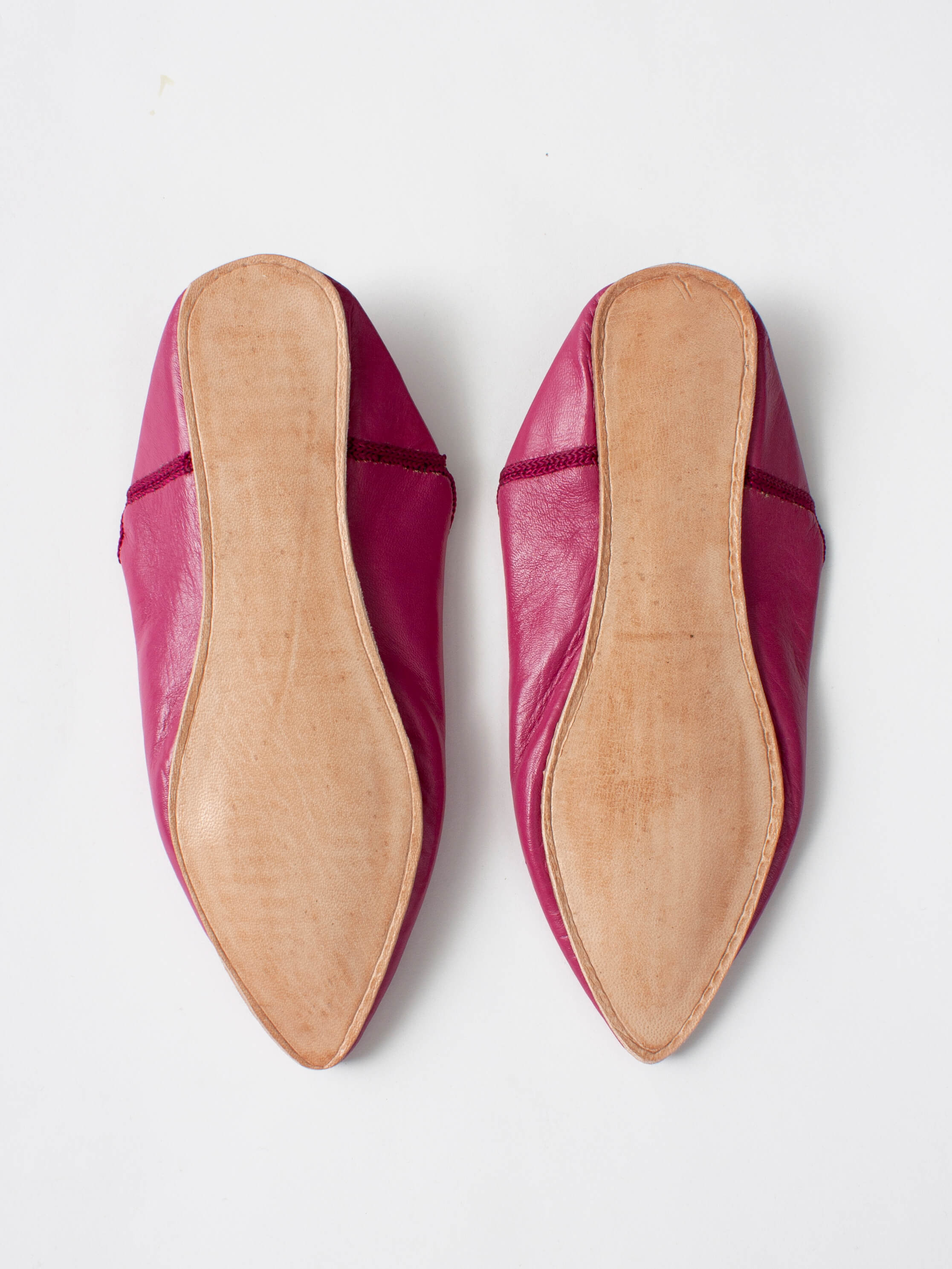 Authentic Moroccan Plain Pointed Babouche Slippers - Fuchsia Pink | Handmade Leather House Shoes for Women | Perfect for Home, Lounge & Boho Fashion