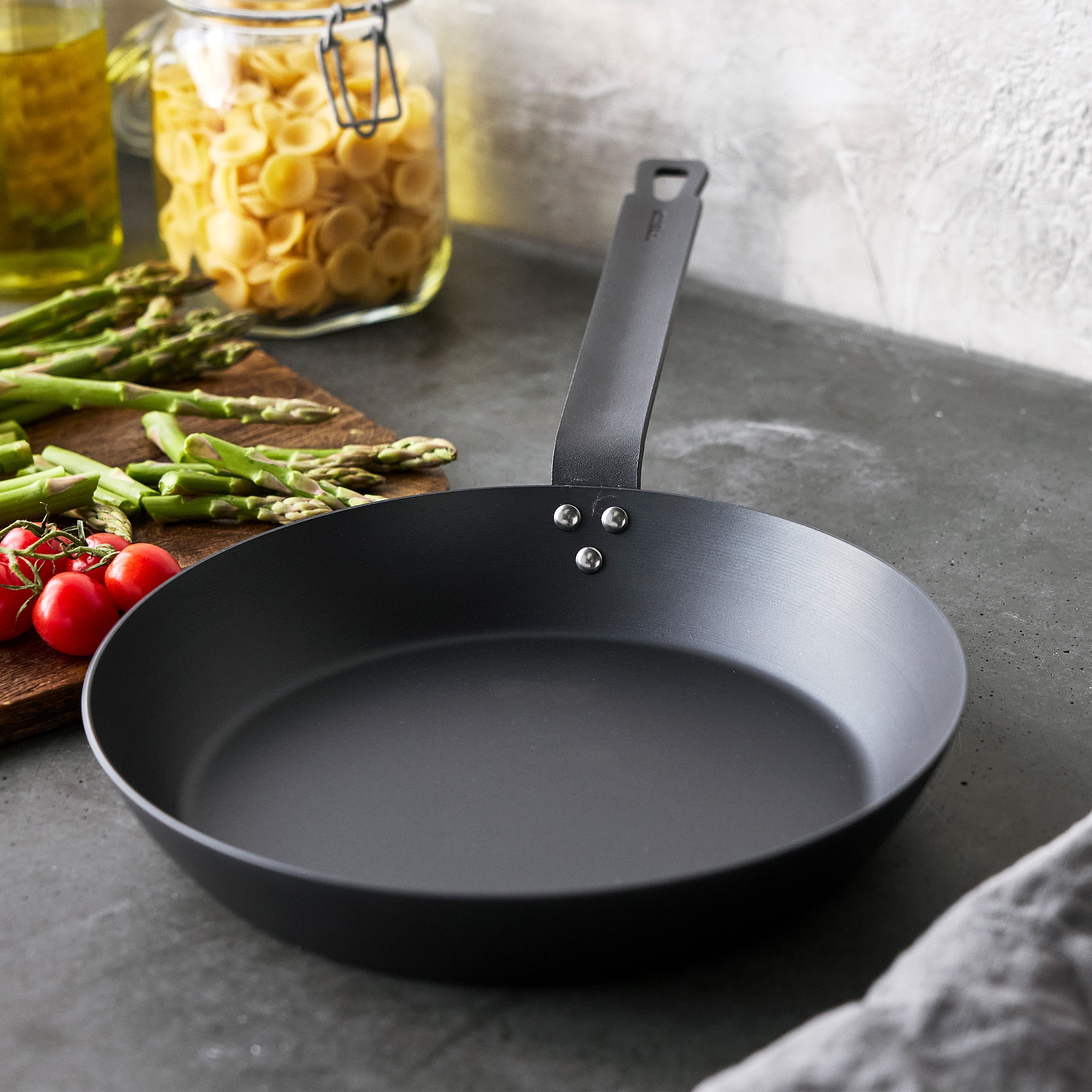 Bobby Flay by GreenPan 10-Inch Carbon Steel Frying Pan - Nonstick Skillet for Searing, Stir-Frying & Perfect Eggs | Professional-Grade Cookware for Home Chefs
