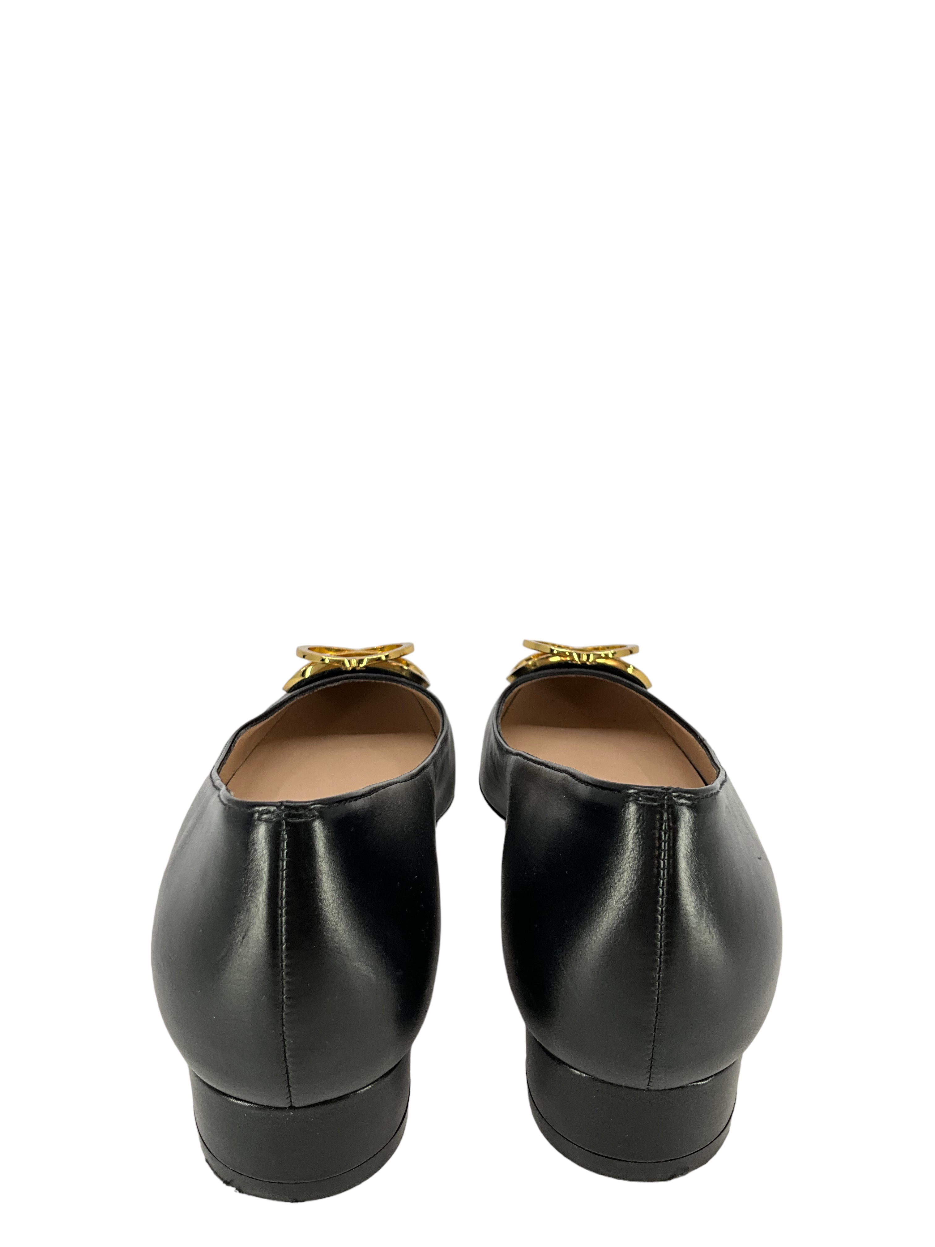 Stuart Weitzman Genuine Leather Ballet Flats for Women - Size 8 | Comfortable & Stylish Slip-On Shoes for Work, Travel & Everyday Wear