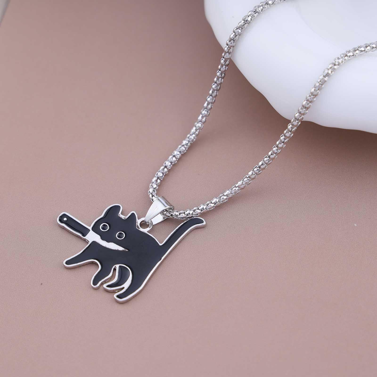 Allereya Vintage Cute Cat Pendant Necklace - Black Killer Cat & Knife Cat Charm on Silver Round Snake Chain - Elegant Jewelry for Women & Girls - Perfect for Casual Wear, Date Nights & Gifts