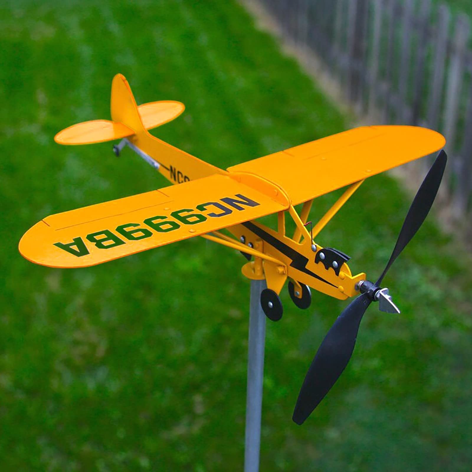 TZNBGO Metal Airplane Weathervane - Wind Direction Indicator for Garden & Outdoor Decor - Unique Gift for Aviation Enthusiasts & Pilots - Perfect for Backyard, Farmhouse, or Rooftop Decoration