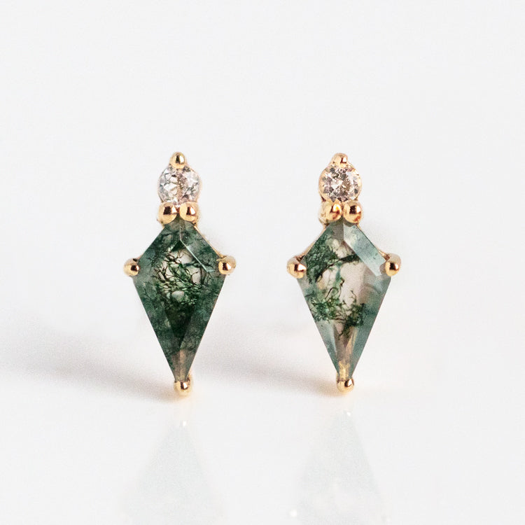 Solid Gold Aquatic Agate Kite Stud Earrings – Elegant Gemstone Jewelry for Women, Perfect for Parties, Weddings & Everyday Wear