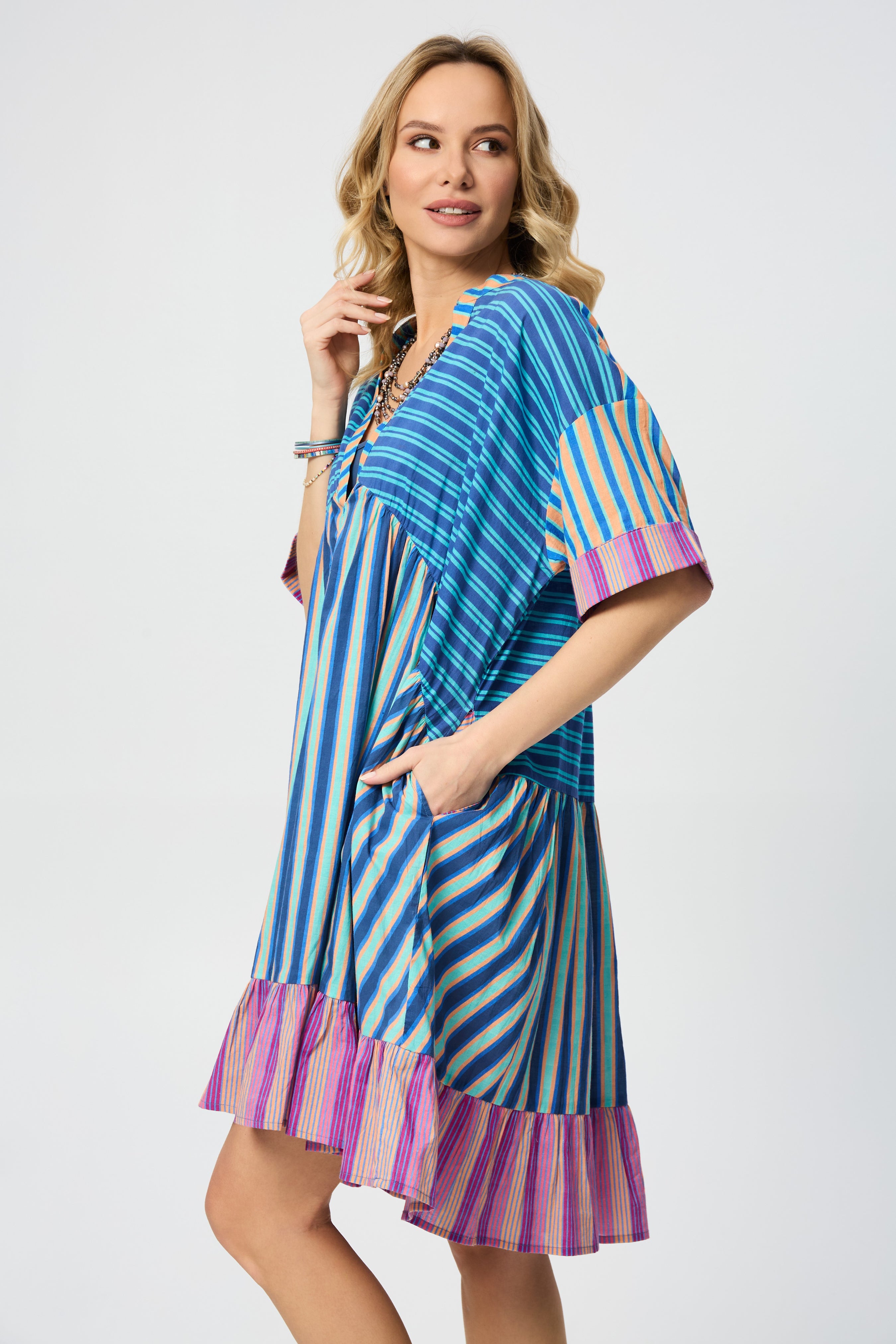 Stylish Bold Striped Cover Up Dress for Women - Perfect for Beach, Pool, and Summer Vacations