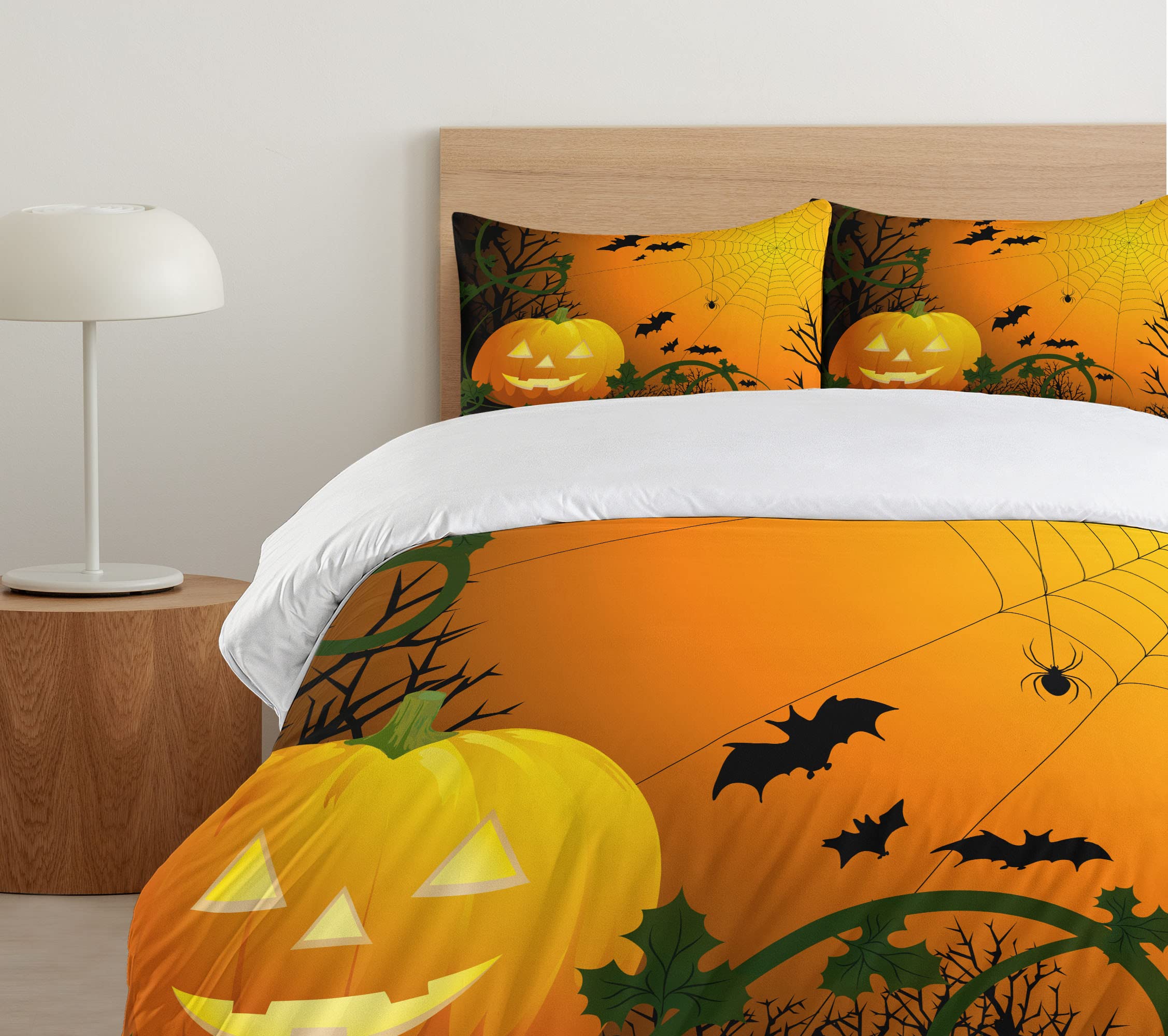 Ambesonne Halloween Duvet Cover Set - Spooky Pumpkin Leaf Tree & Bat Design, 3-Piece King Size Bedding Set with 2 Pillow Shams in Dark Green, Orange & Black | Perfect for Halloween Decor, Fall Bedroom Makeover & Themed Guest Rooms