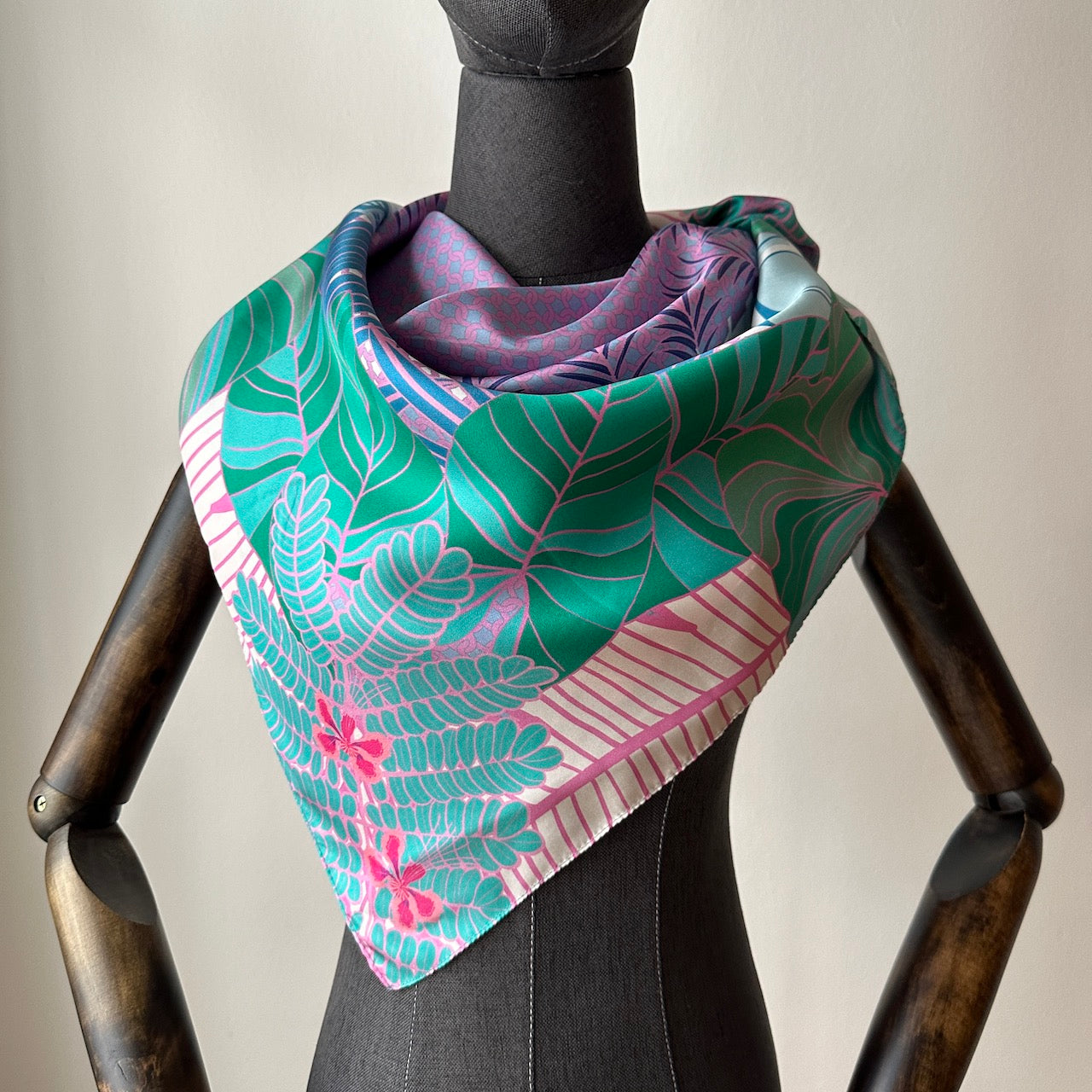 Stylish Tropical Art Deco Silk Scarf for Women - Fashionable Floral Print Shawl - Perfect for Beach Vacations, Summer Outfits & Gift Giving