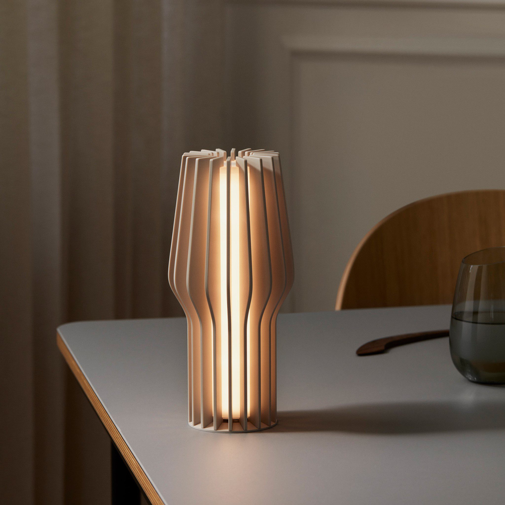 EVA SOLO Radiant Rechargeable Table Lamp - Beige LED Night Light for Bedroom, Living Room & Office | Dimmable, Portable & USB Charging